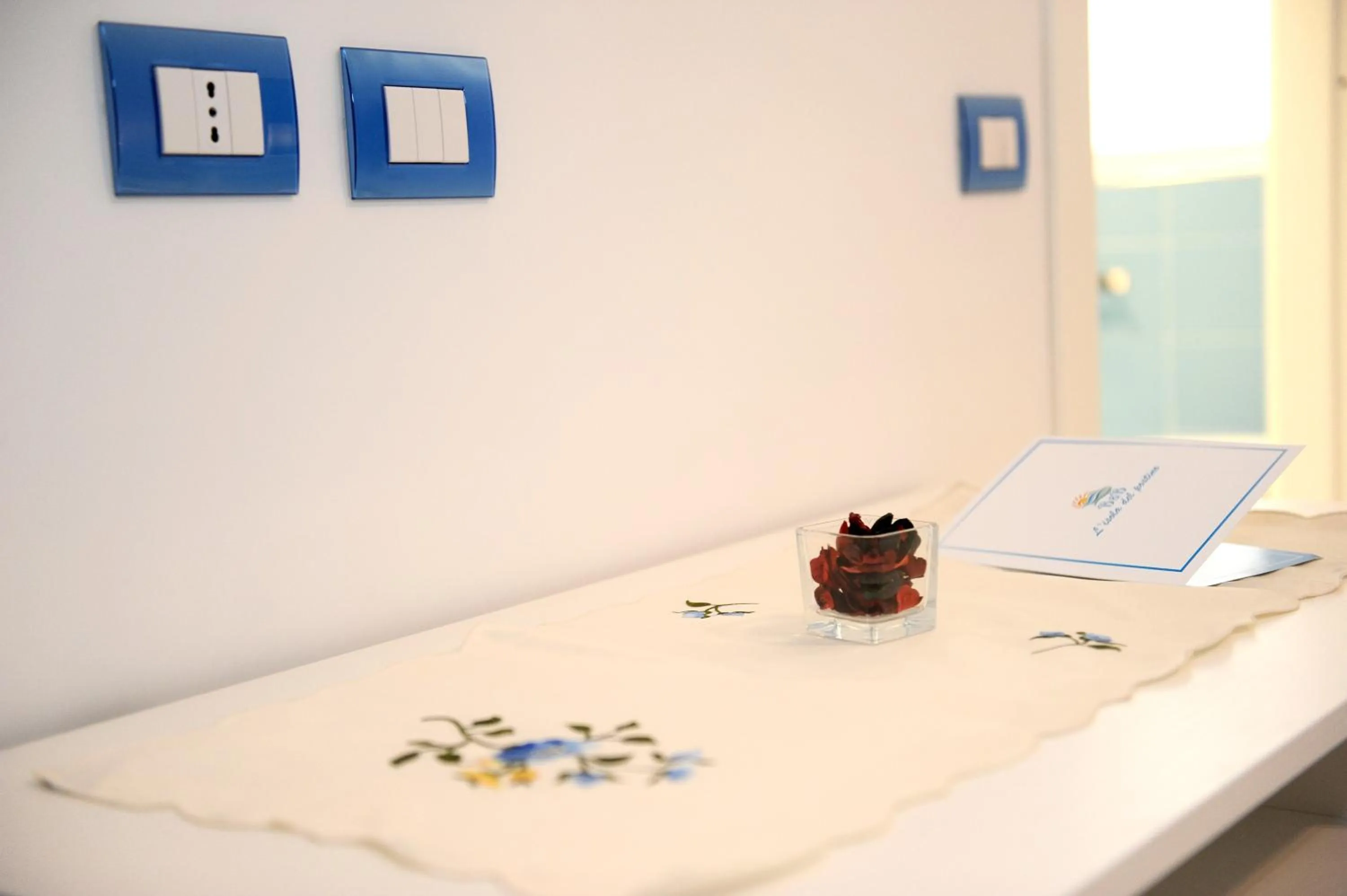 Decorative detail in L'Isola Del Postino Rooms