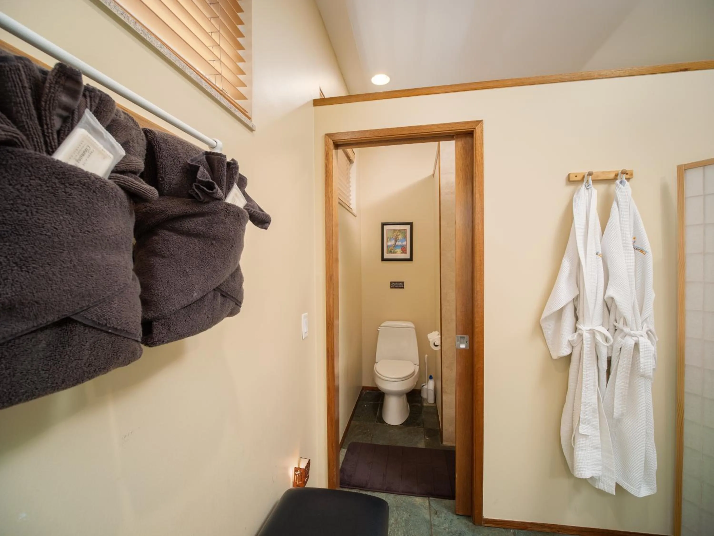 Bathroom in Aloha Aku CoCoPalm2 Suite - Your Cozy Beachfront Escape