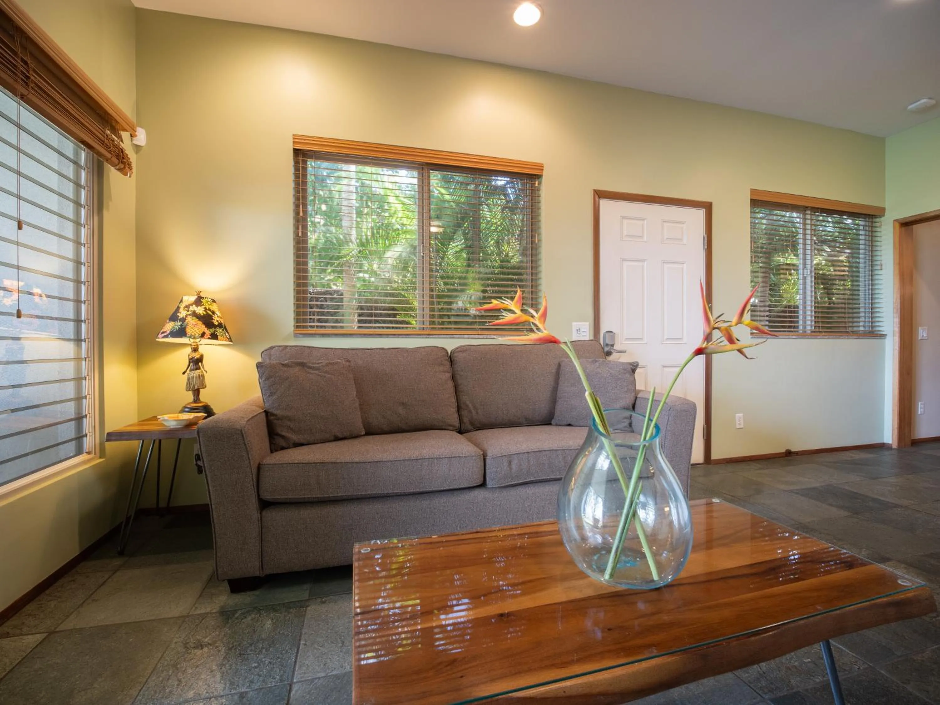 Living room in Aloha Aku CoCoPalm2 Suite - Your Cozy Beachfront Escape