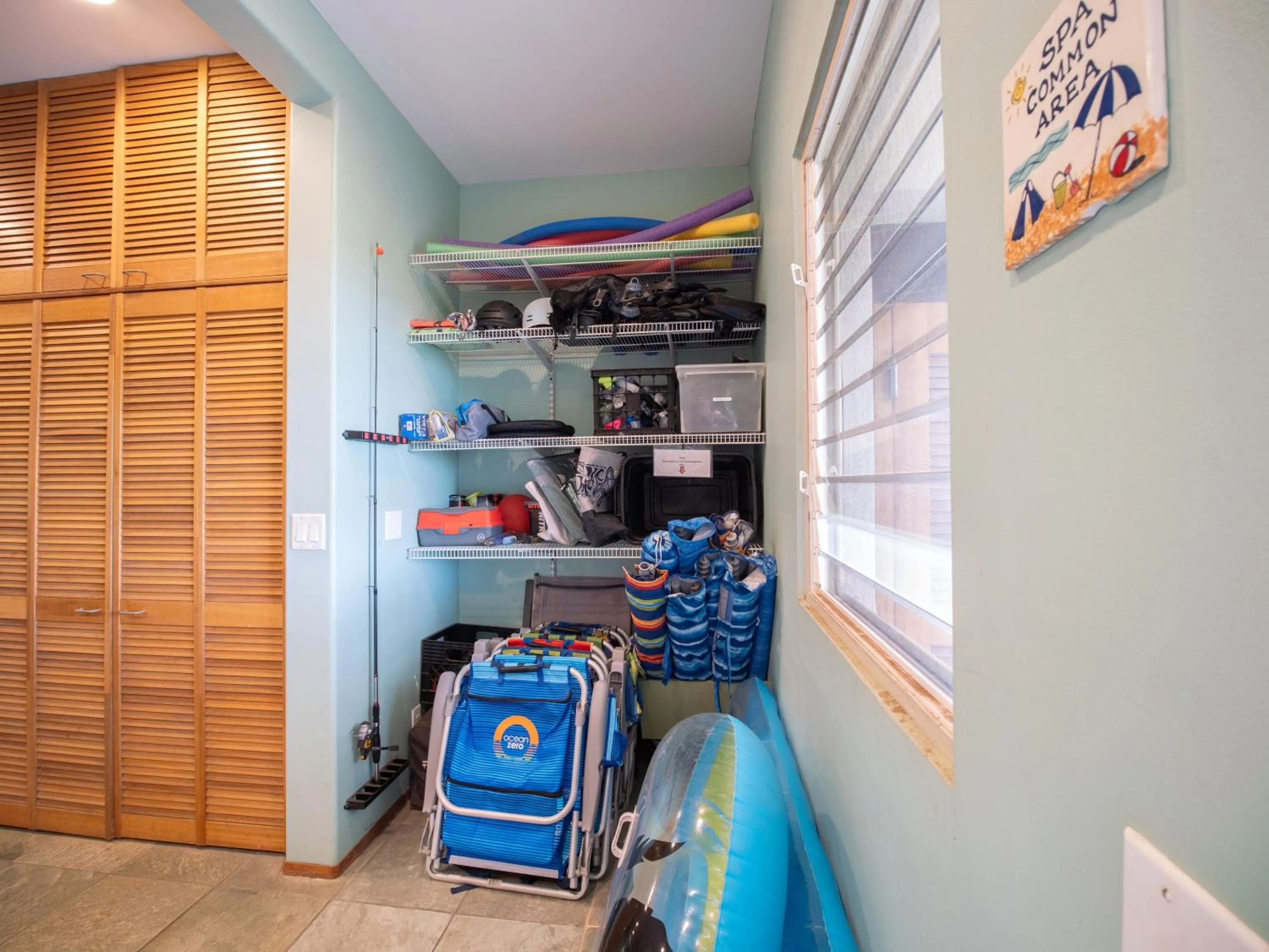 Property building in Aloha Aku CoCoPalm2 Suite - Your Cozy Beachfront Escape