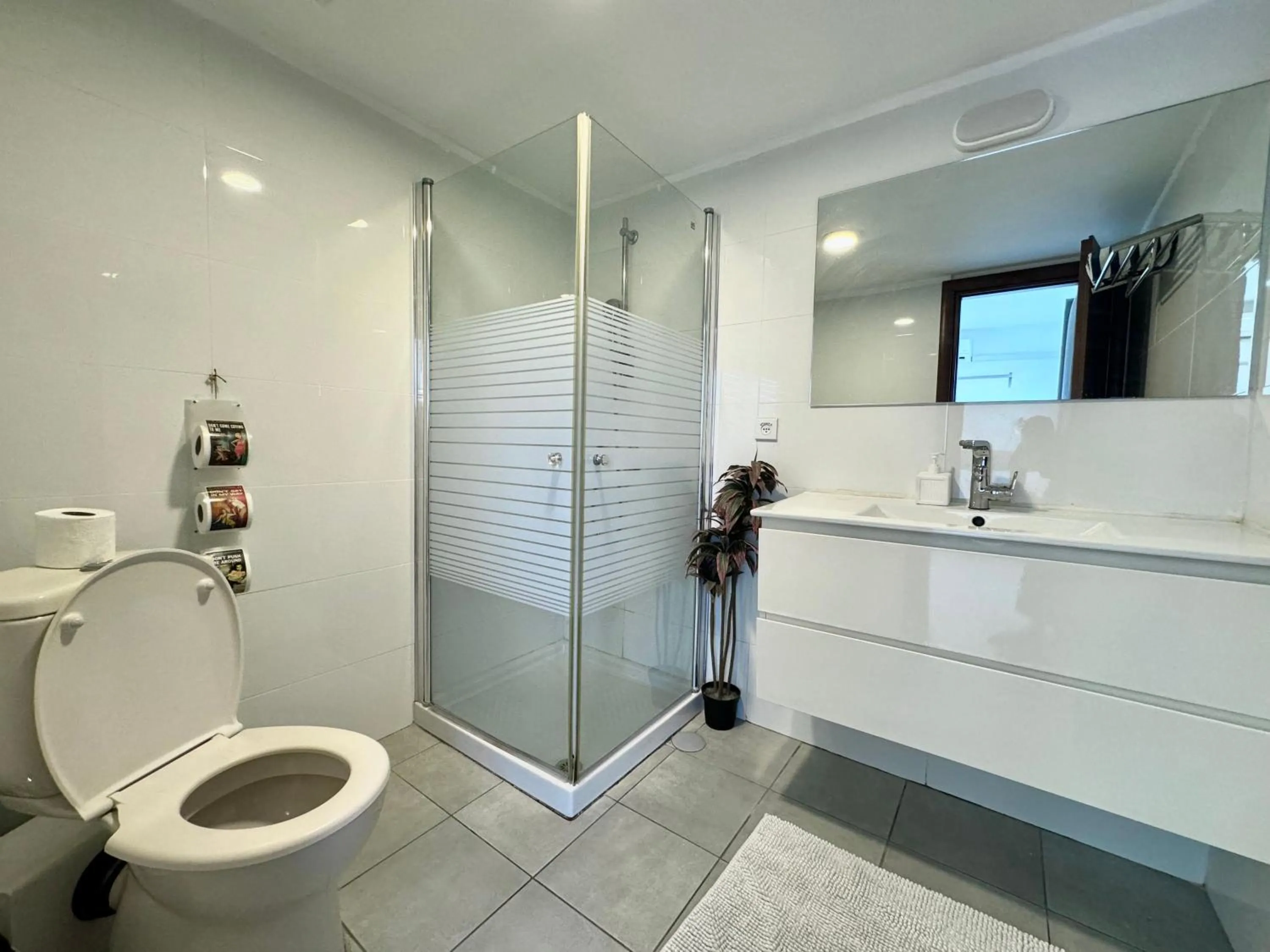 Old Jaffa's Penthouse Boutique Hostel