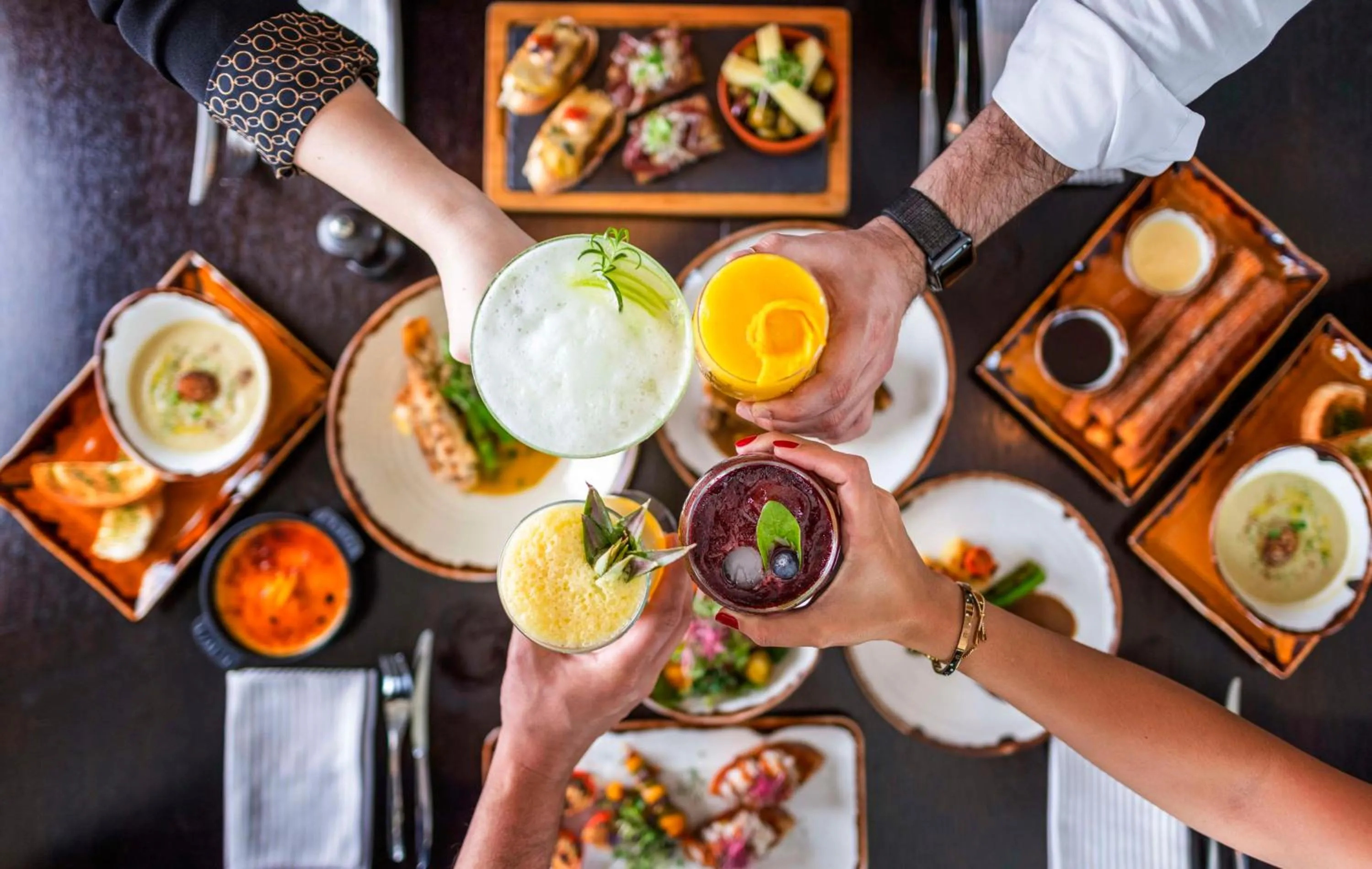 Restaurant/places to eat in Hyatt Regency Oryx Doha