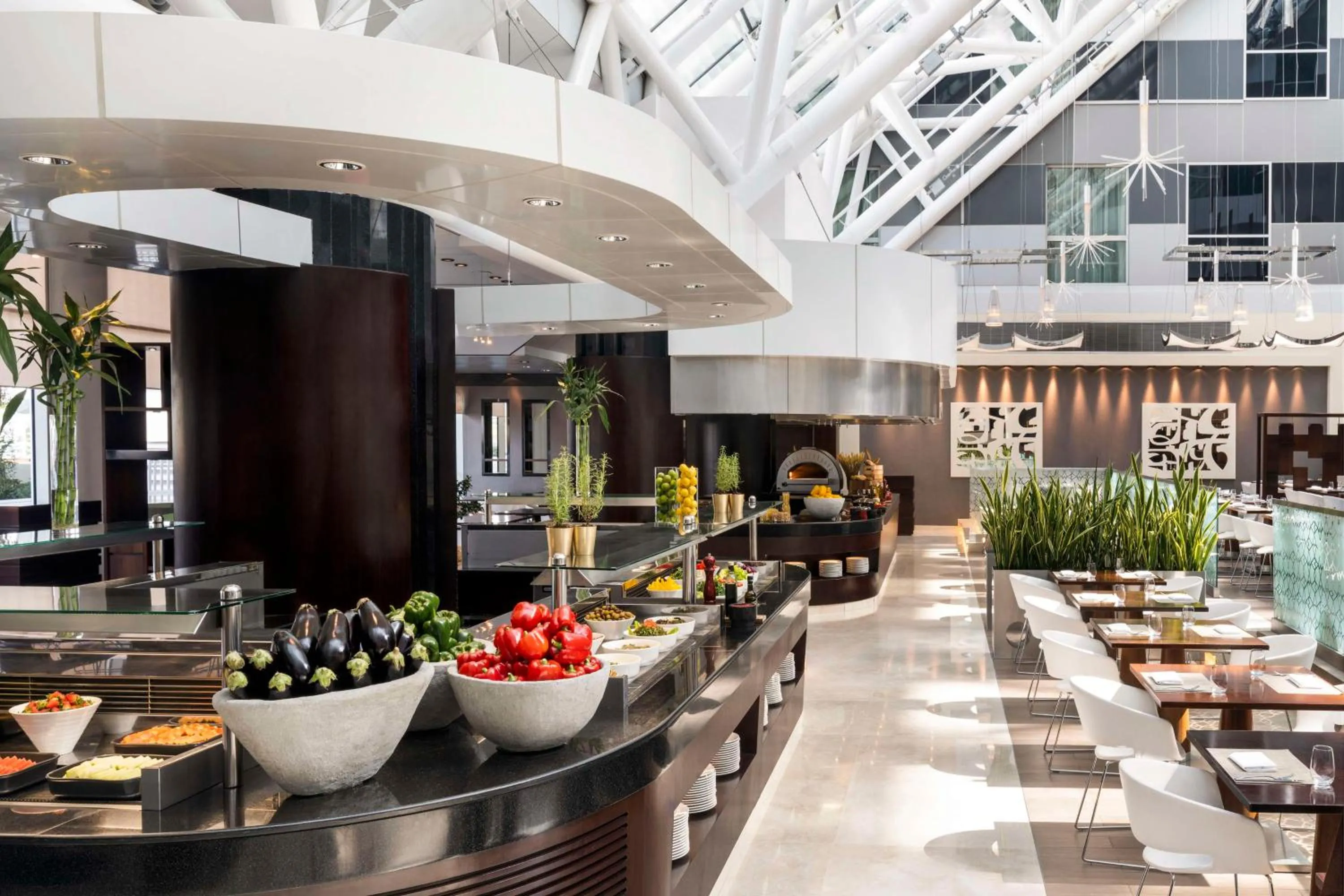 Restaurant/places to eat in Hyatt Regency Oryx Doha