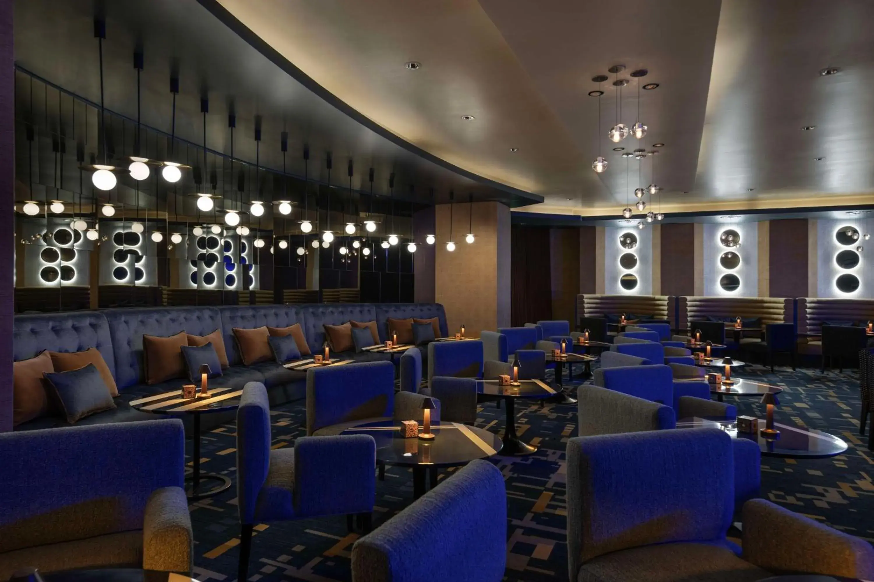 Restaurant/places to eat in Hyatt Regency Oryx Doha Restaurant/places to eat in Hyatt Regency Oryx Doha