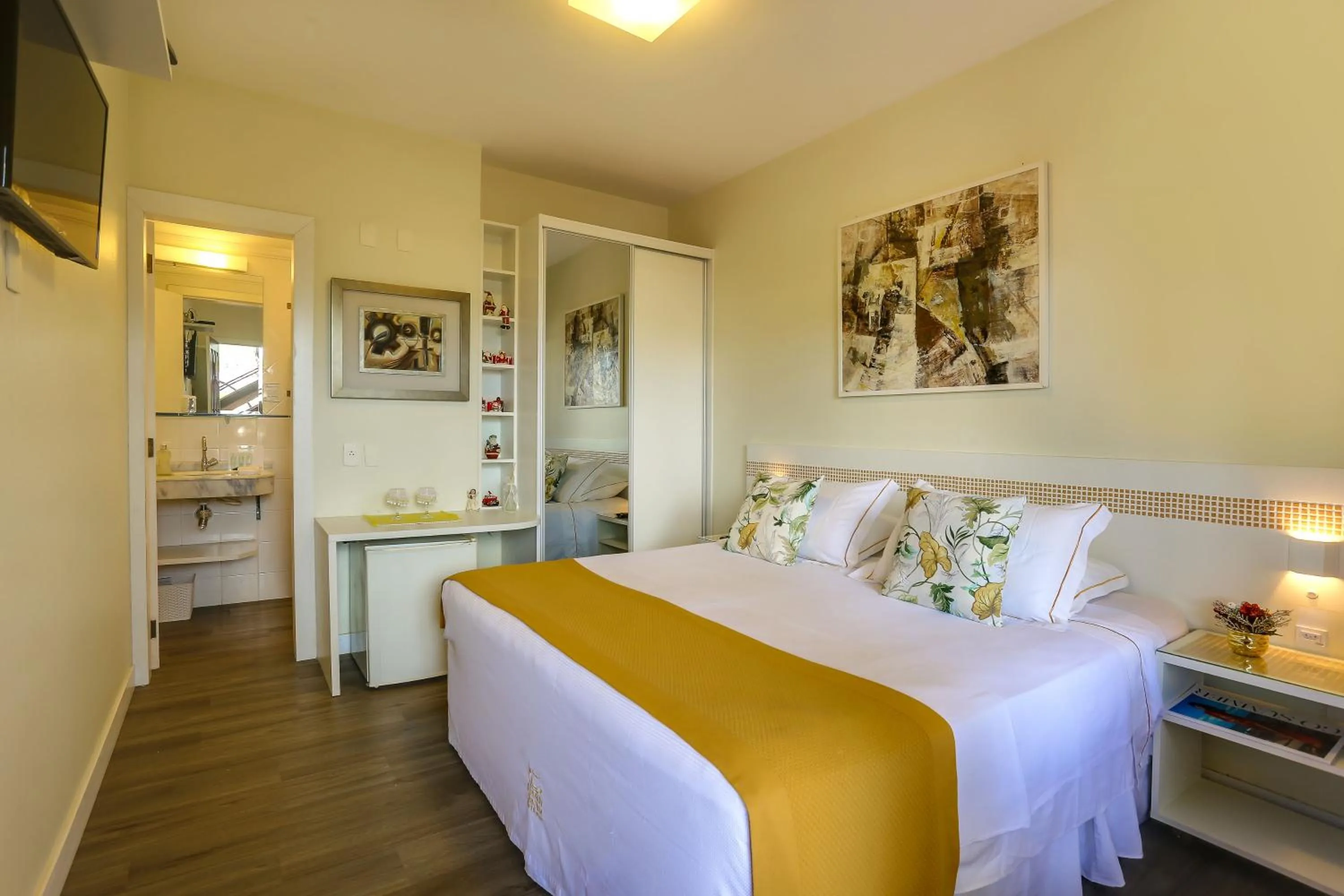 Bedroom, Bed in Nova Pousada dos Chás