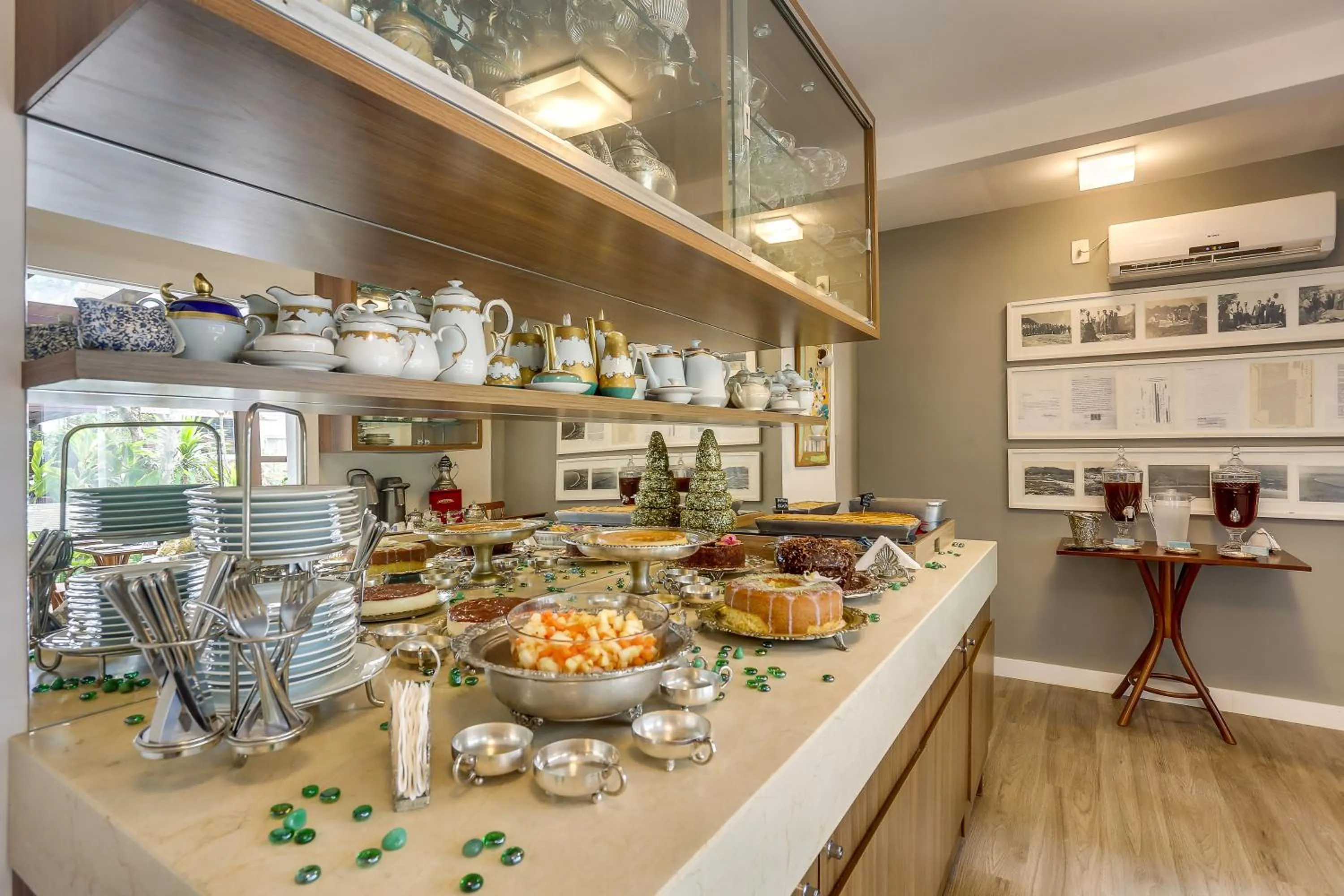 Food and drinks in Nova Pousada dos Chás