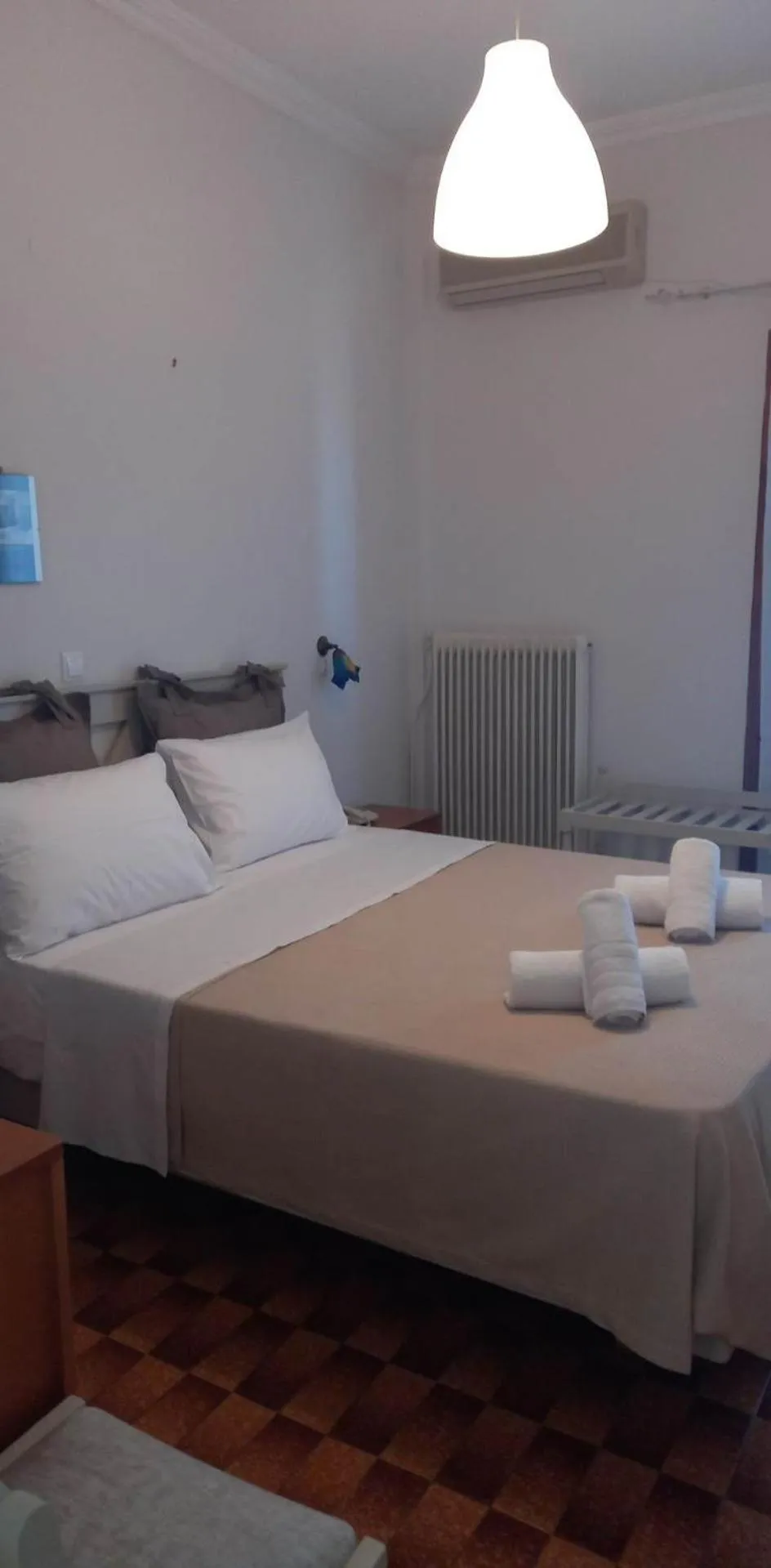 Bedroom, Bed in Castro Hotel