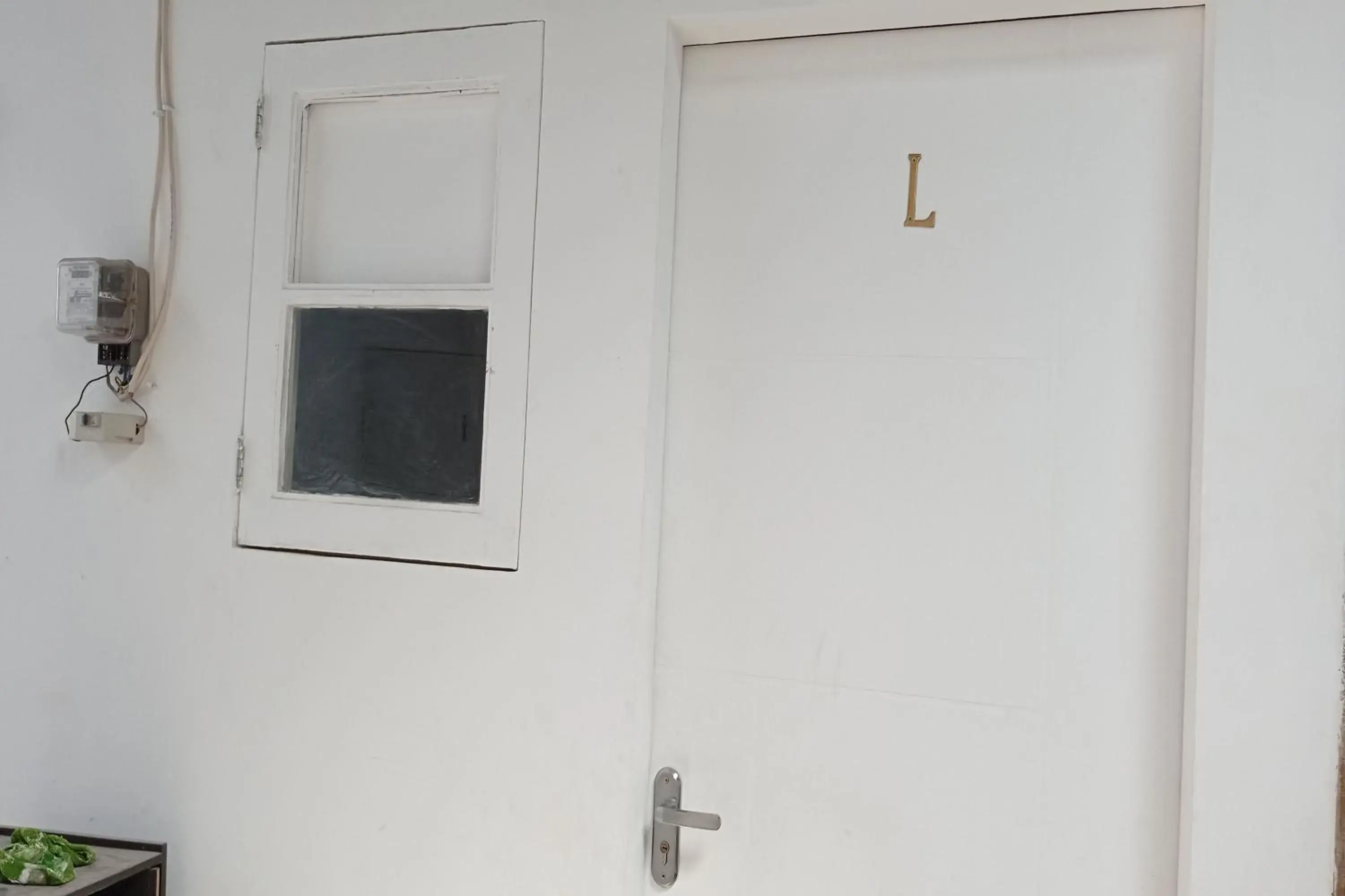 Facade/entrance in Kost 48 Surabaya Facade/entrance in Kost 48 Surabaya