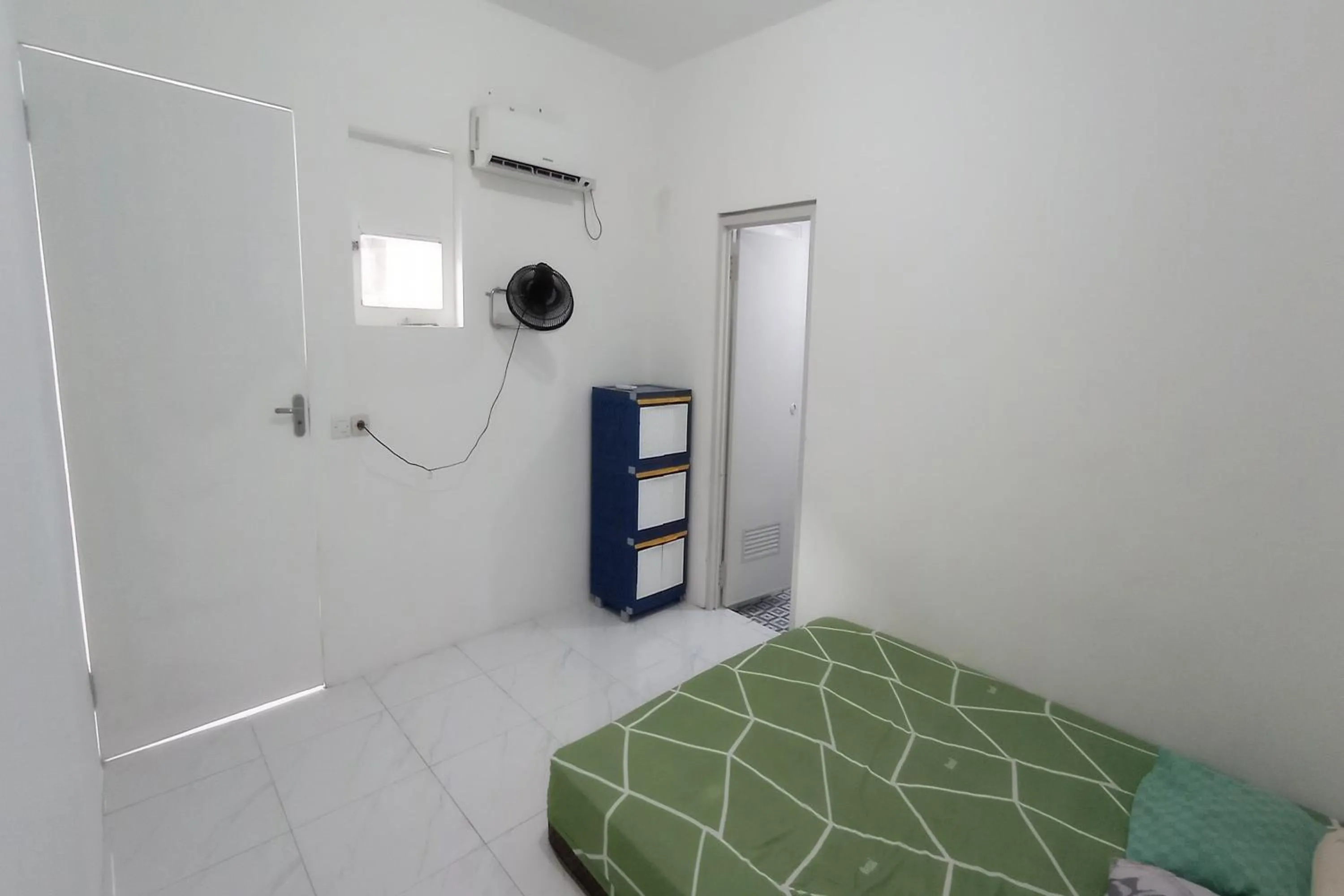 Bedroom, Bed in Kost 48 Surabaya