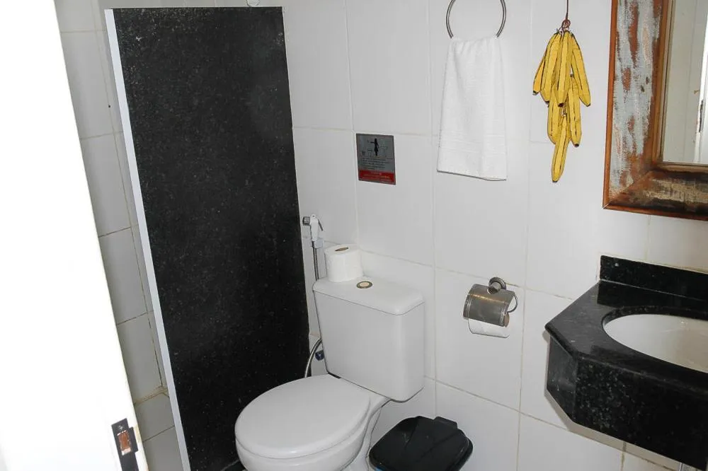 Toilet in Pousada Hotel Praia dos Anjos