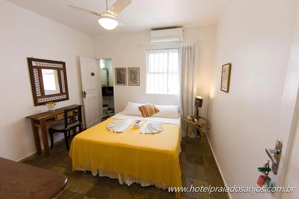 Bathroom, Bed in Pousada Hotel Praia dos Anjos