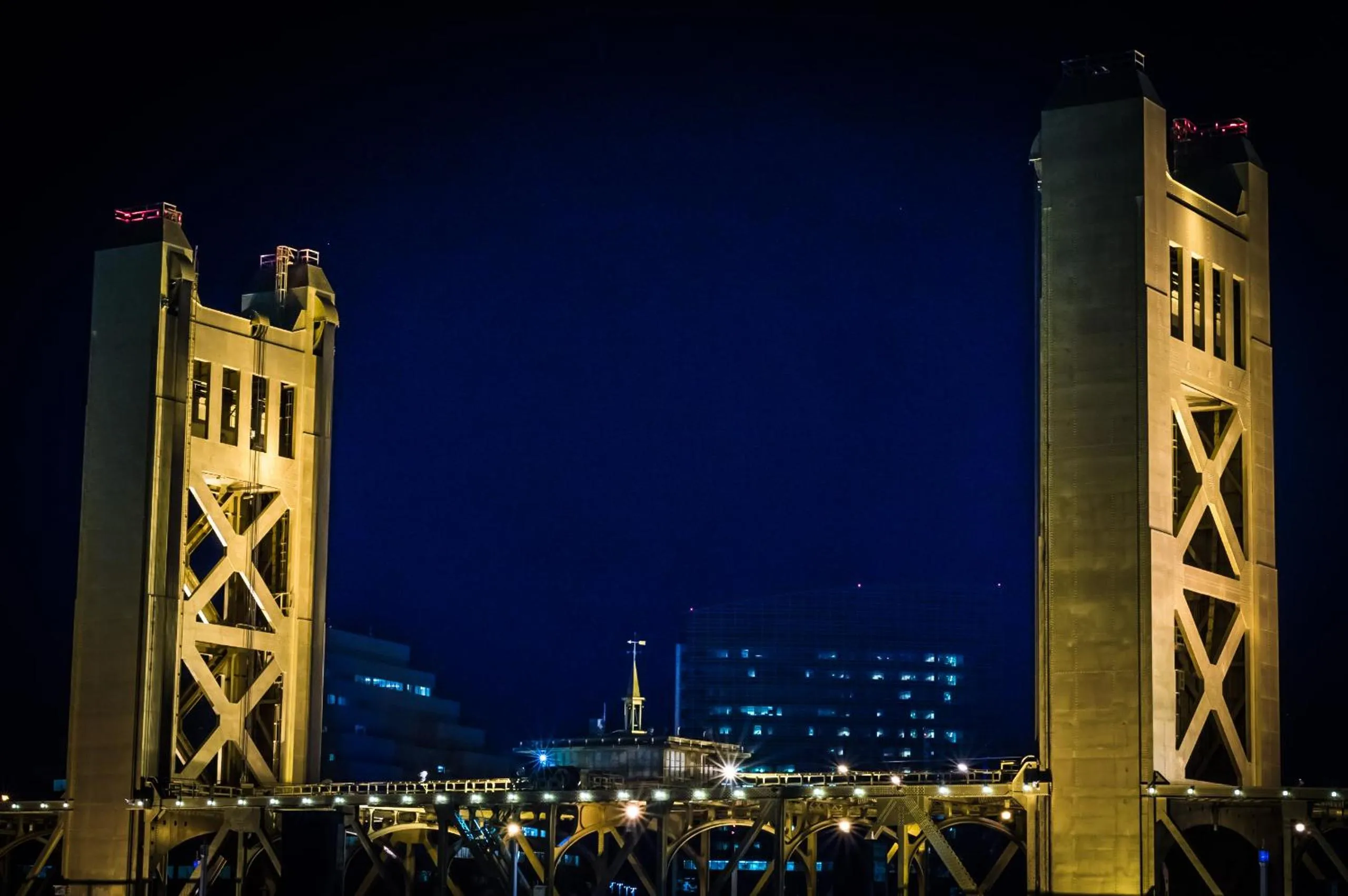 City view in Crossroads Inn - Downtown Sacramento