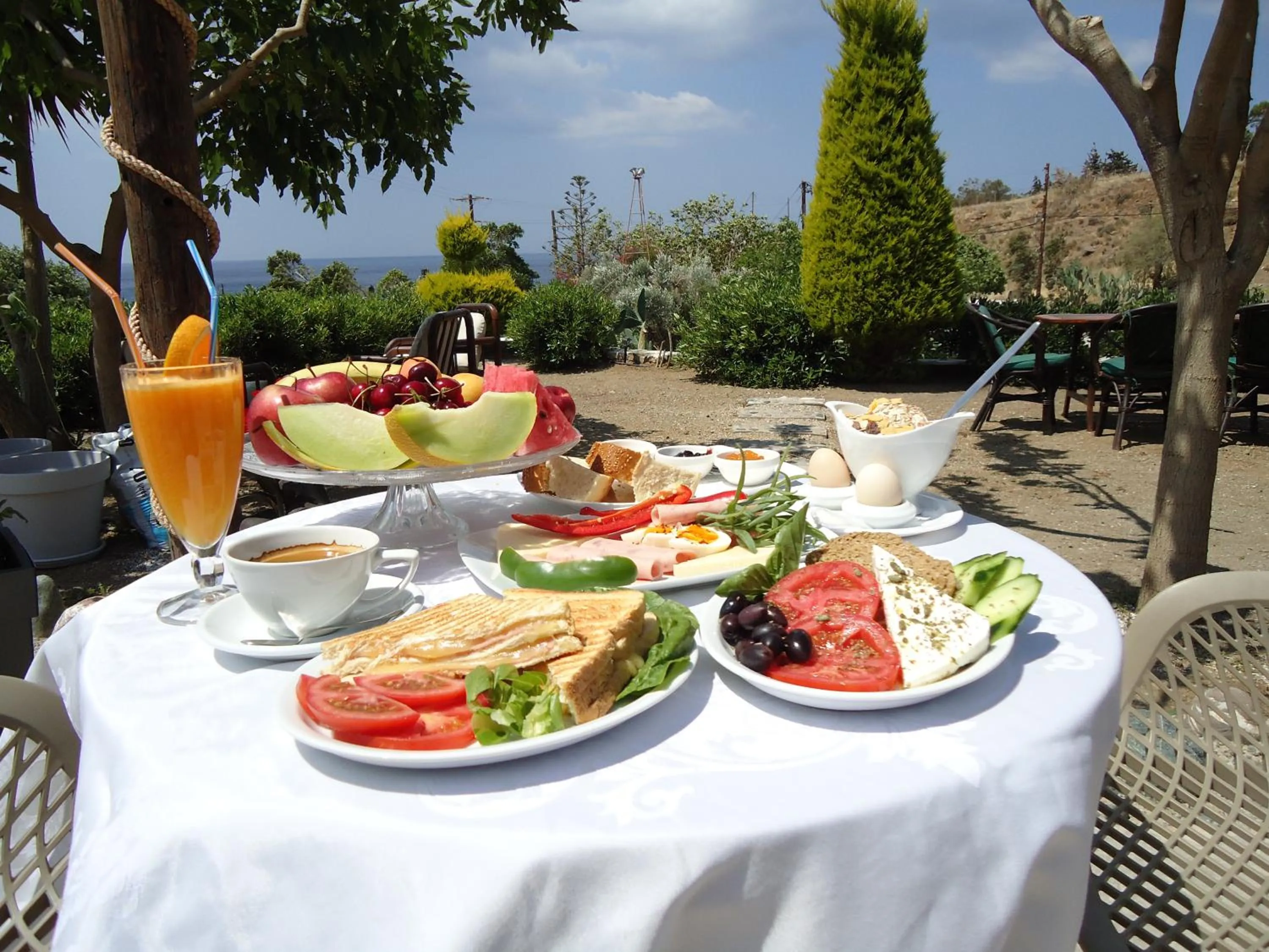 Breakfast in Mythos Suites Diskos