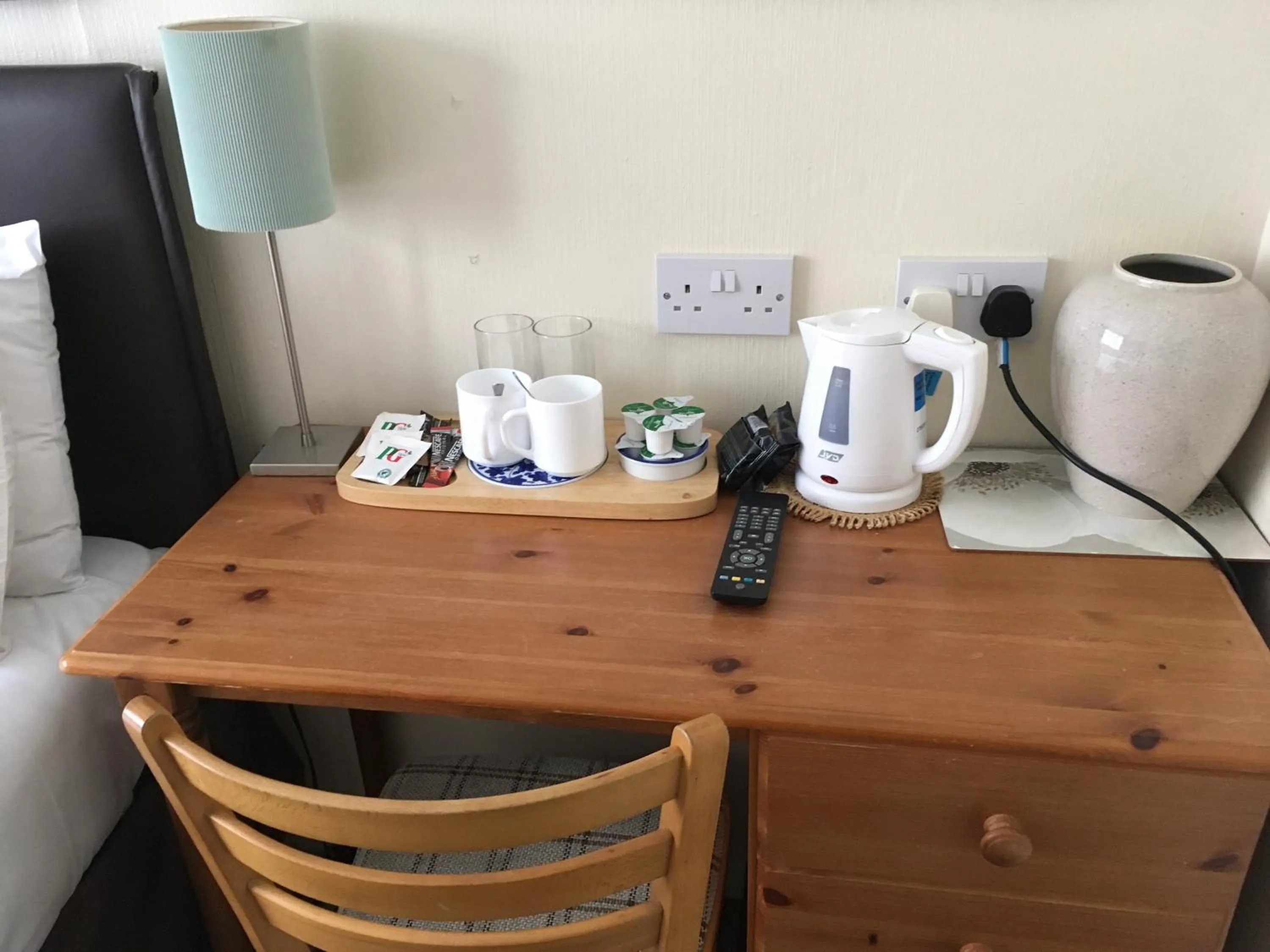 Breakfast in Four Seasons Guest House