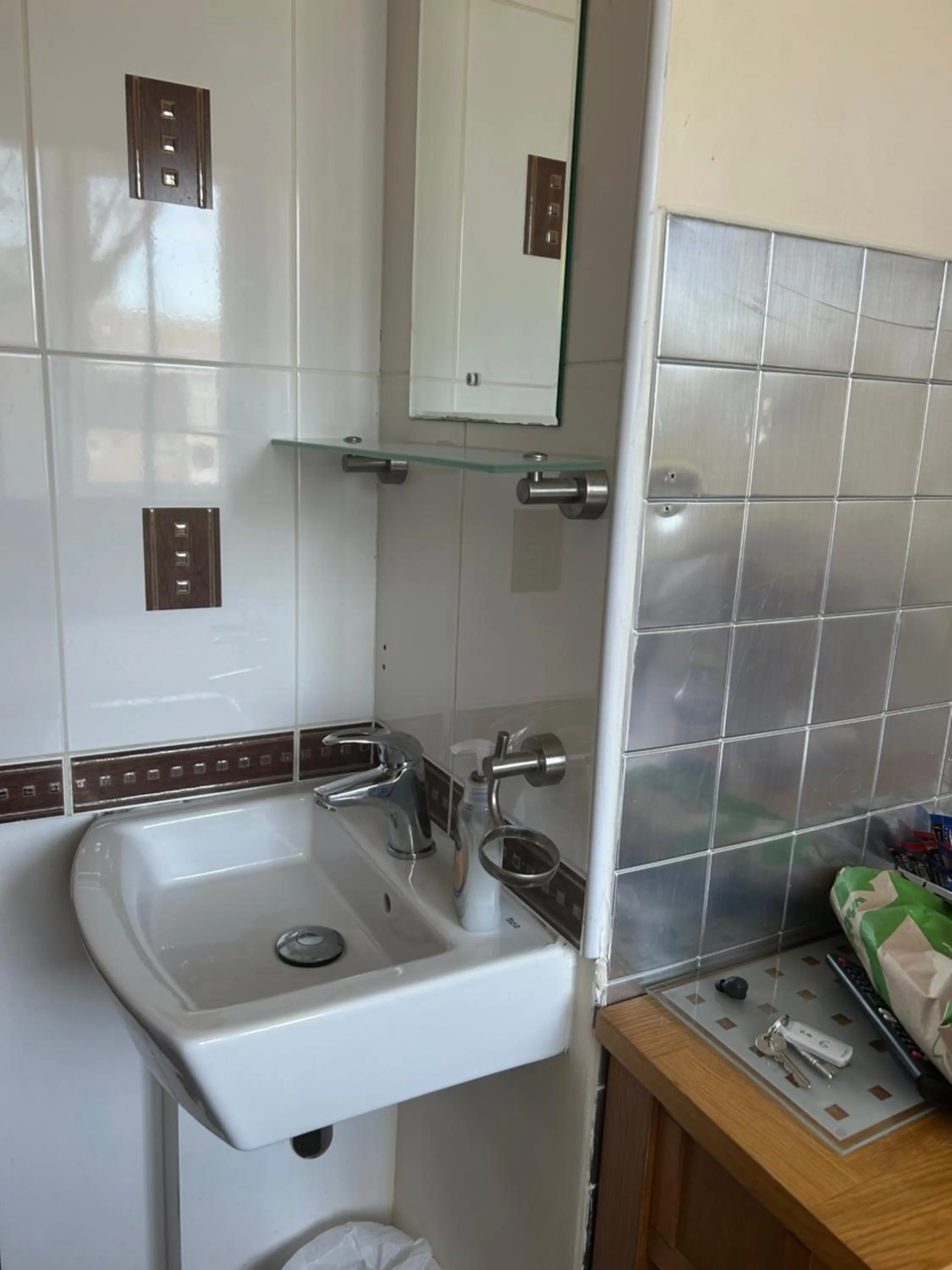 Four Seasons Guest House