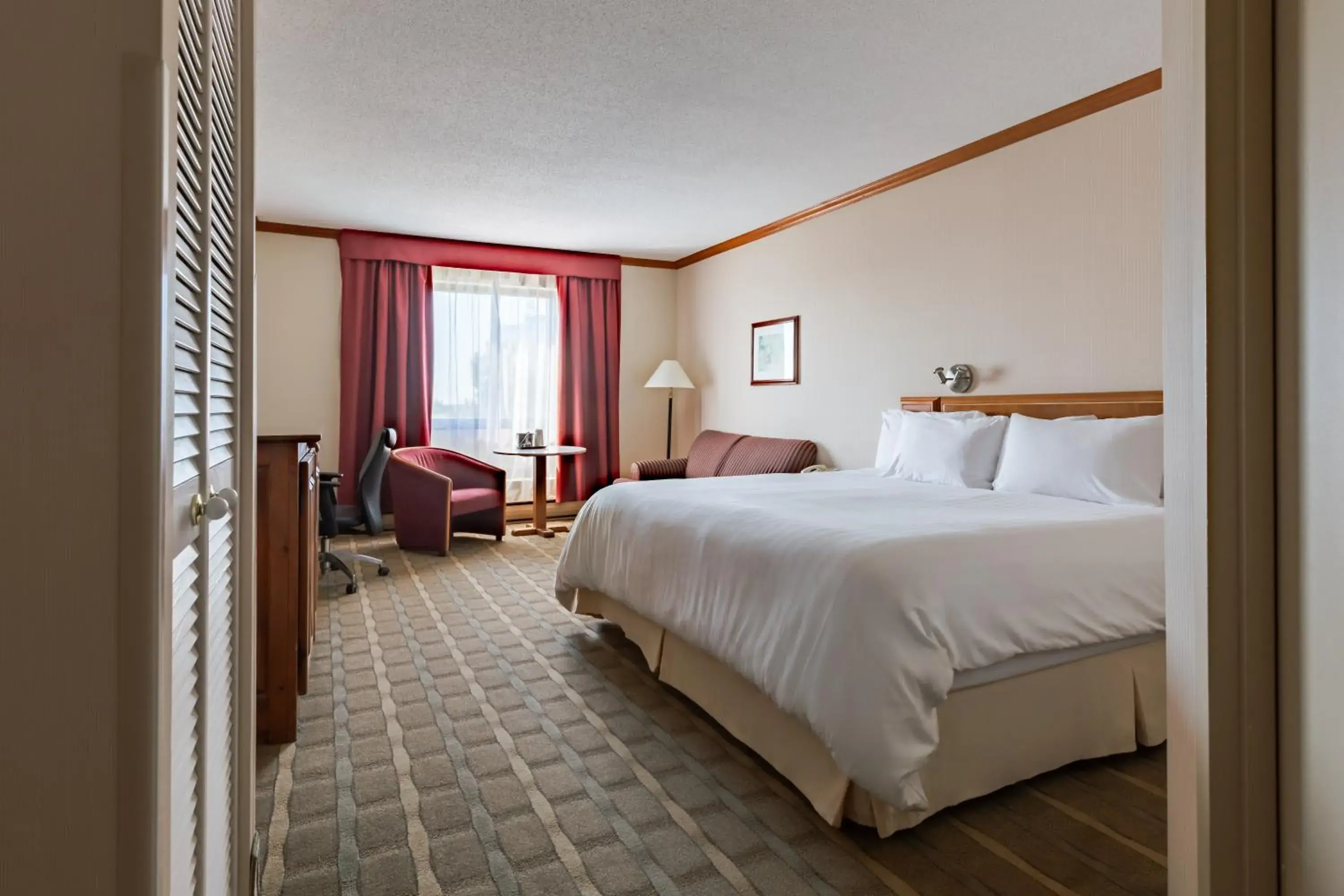 Business King Room - single occupancy in Hôtels Gouverneur Trois-Rivières Business King Room - single occupancy in Hôtels Gouverneur Trois-Rivières