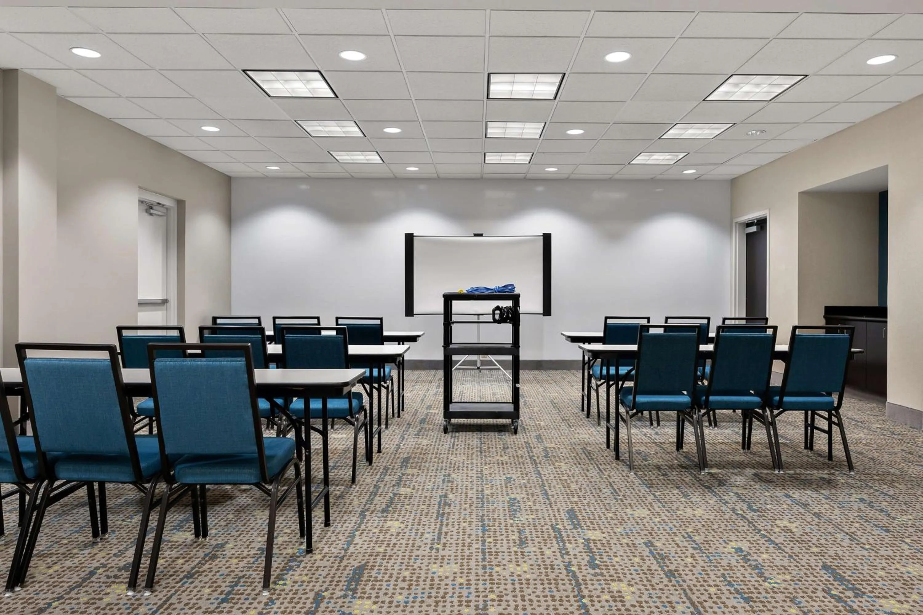 Meeting/conference room in Hampton Inn Birmingham/Leeds