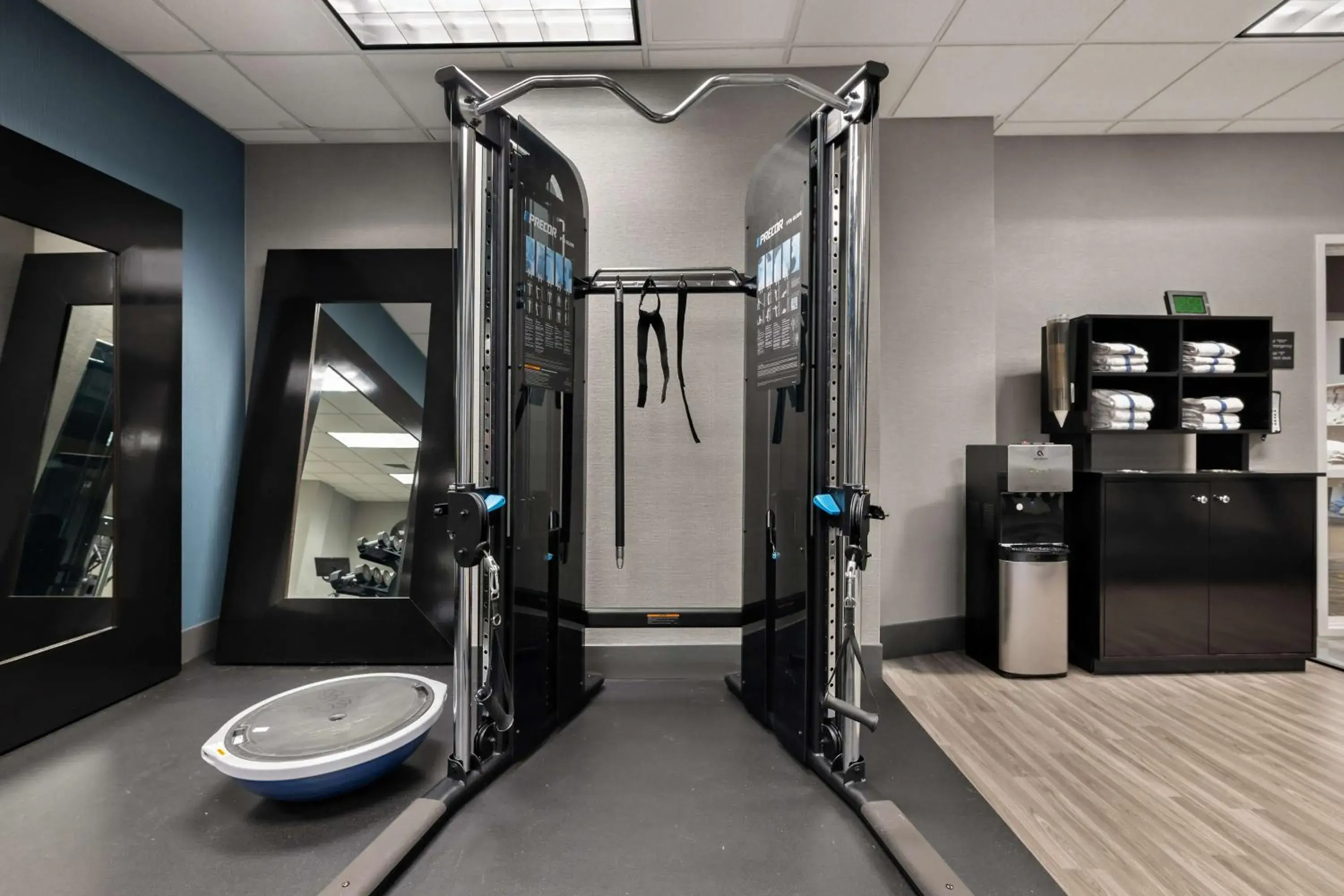 Fitness centre/facilities in Hampton Inn Birmingham/Leeds Fitness centre/facilities in Hampton Inn Birmingham/Leeds