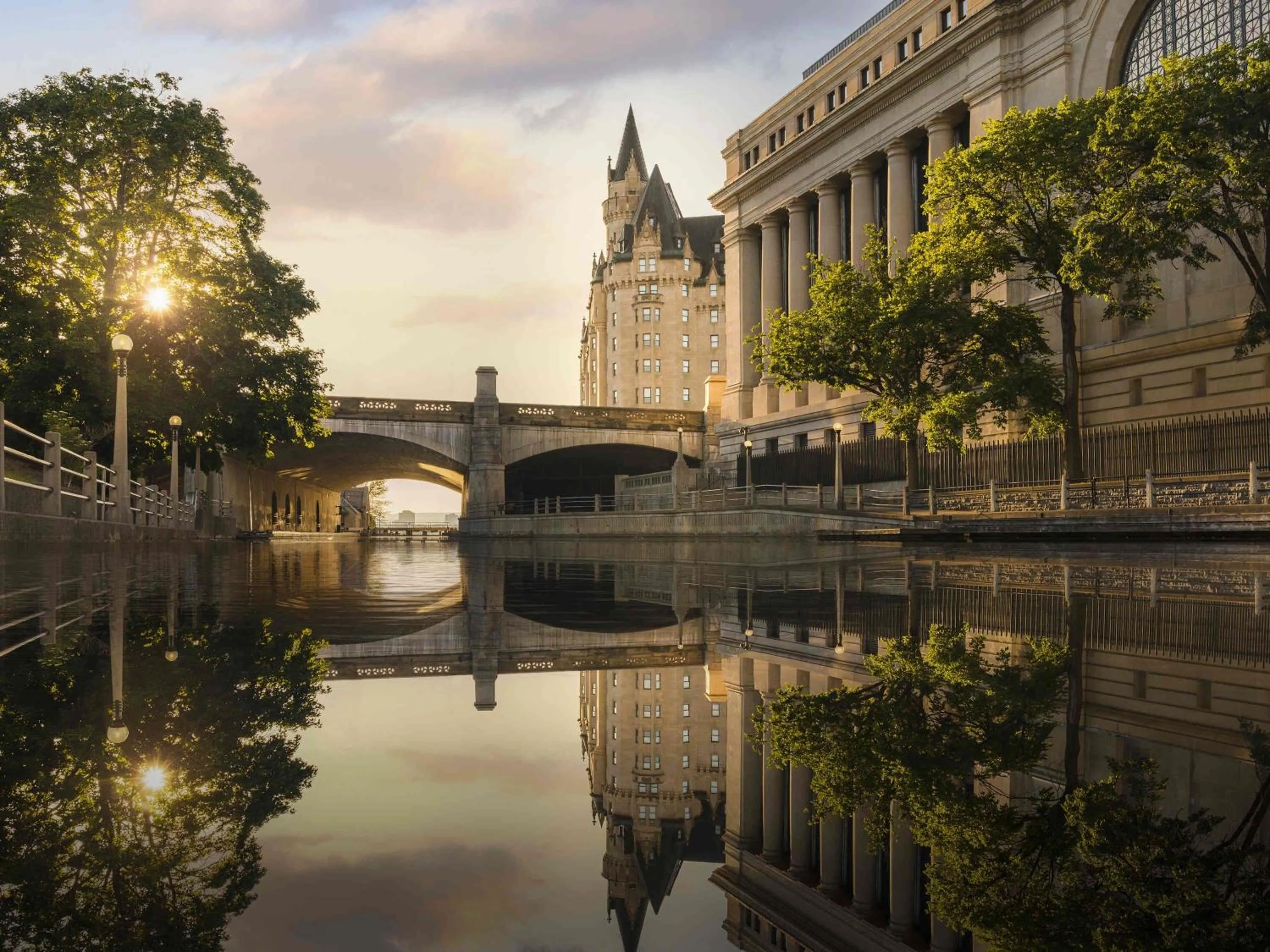 Property building in Fairmont Chateau Laurier