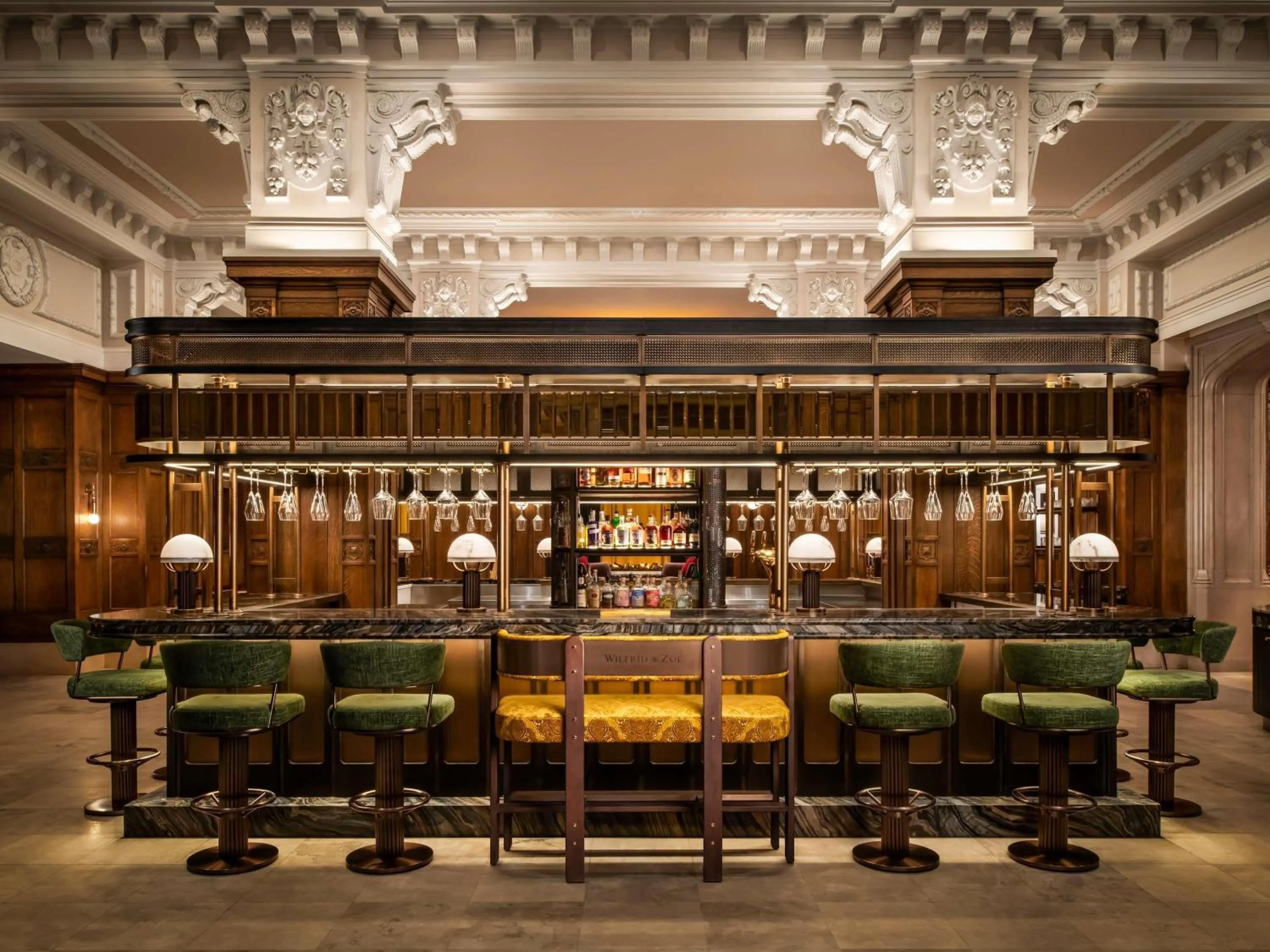 Lounge or bar in Fairmont Chateau Laurier