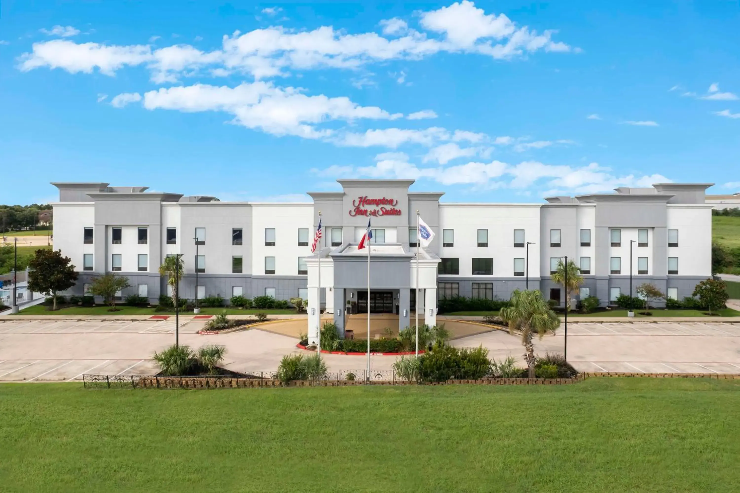 Property building in Hampton Inn & Suites Brenham Property building in Hampton Inn & Suites Brenham