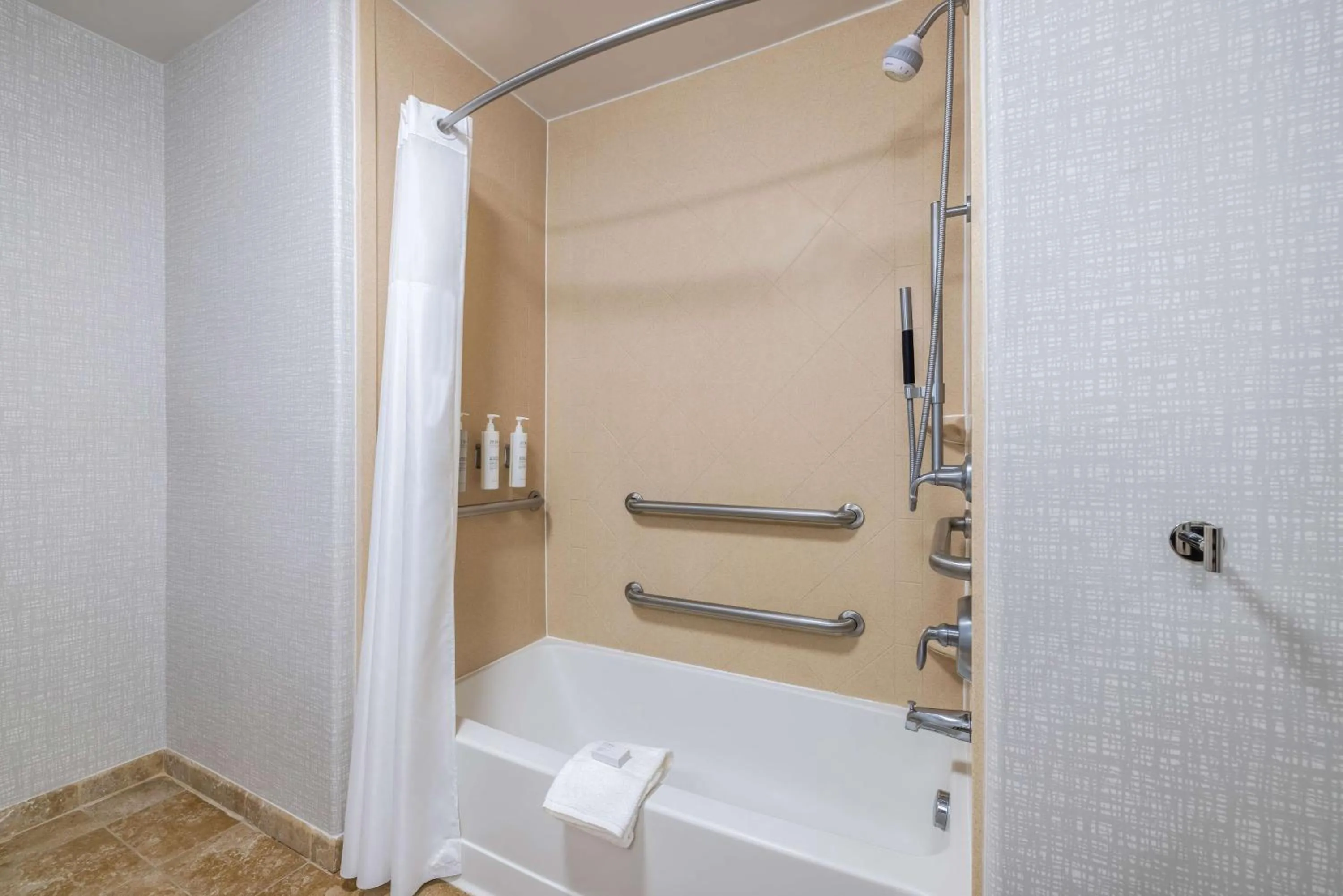 Bathroom in Hampton Inn & Suites Brenham