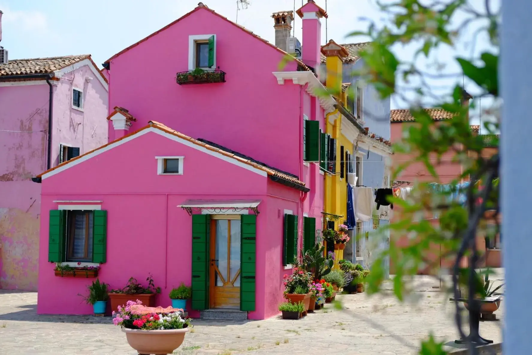 Night Galleria holiday home - bed & art in Burano - the pink house Night Galleria holiday home - bed & art in Burano - the pink house