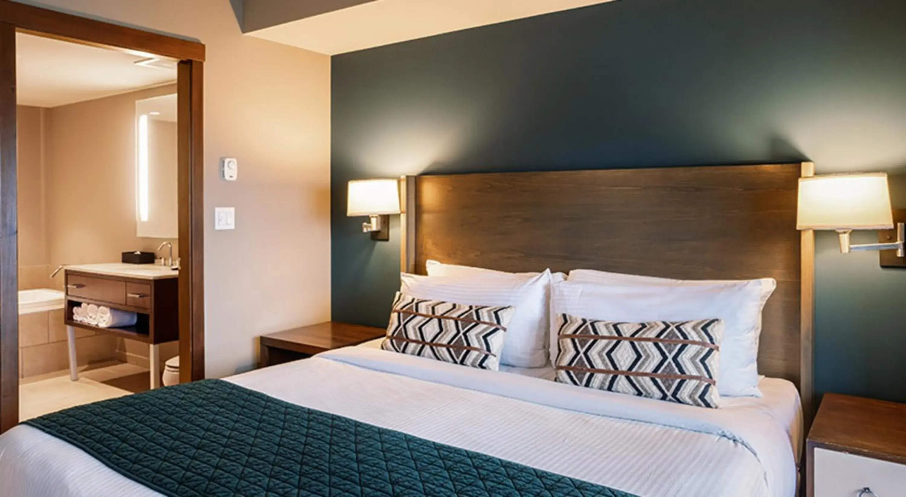 Bedroom, Bed in Evolution Whistler Bedroom, Bed in Evolution Whistler