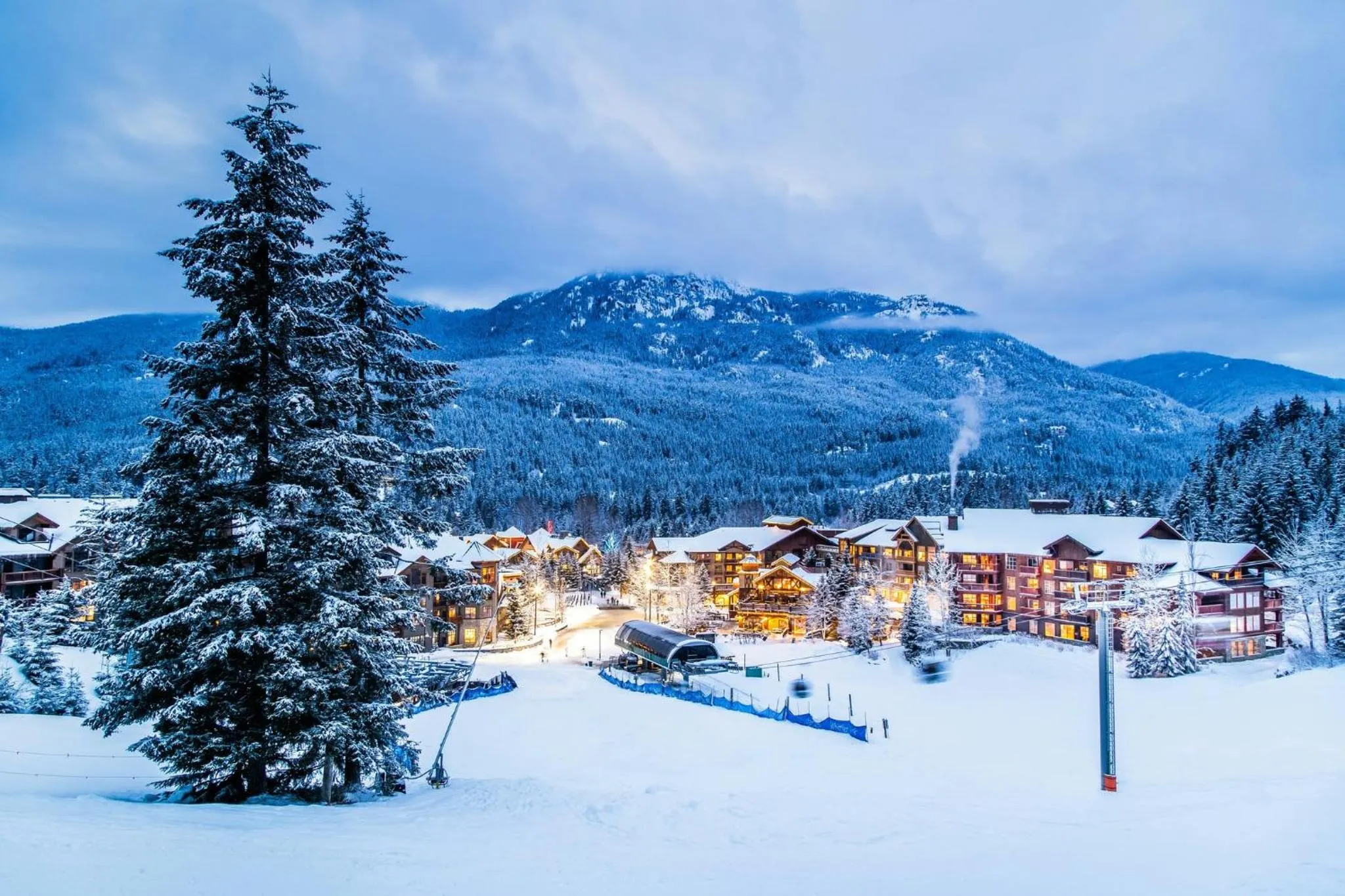 Property building in Evolution Whistler, by Lodging Ovations