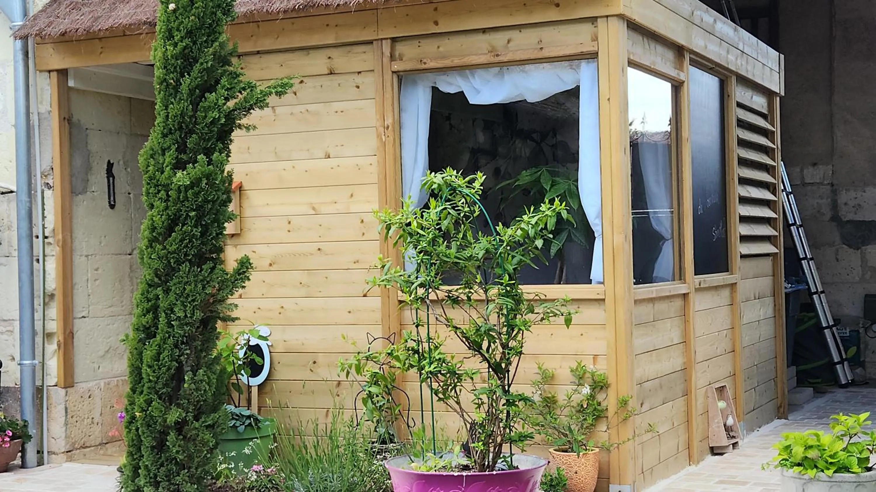 Garden in Le clos Pascaline