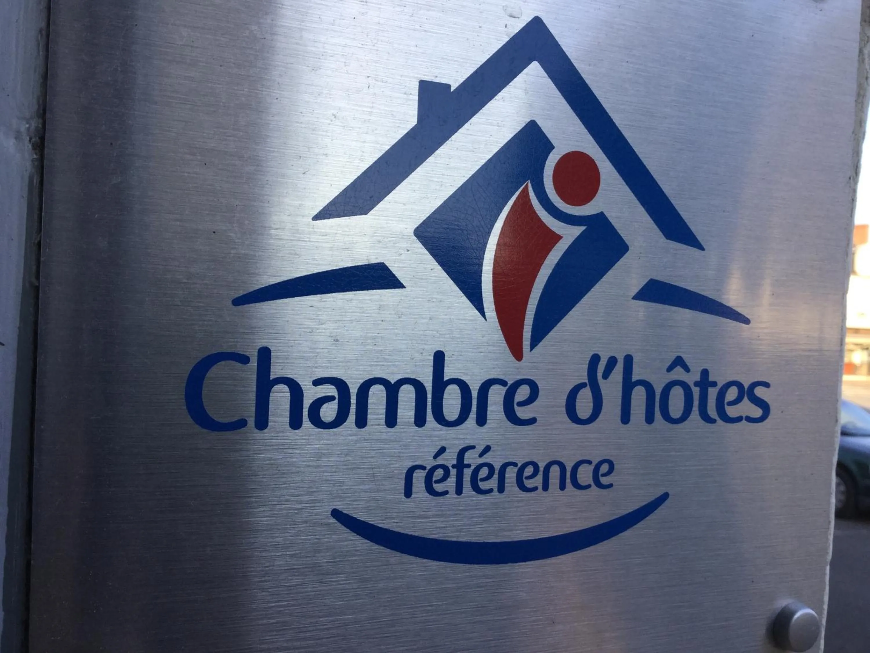 Property logo or sign in Le clos Pascaline