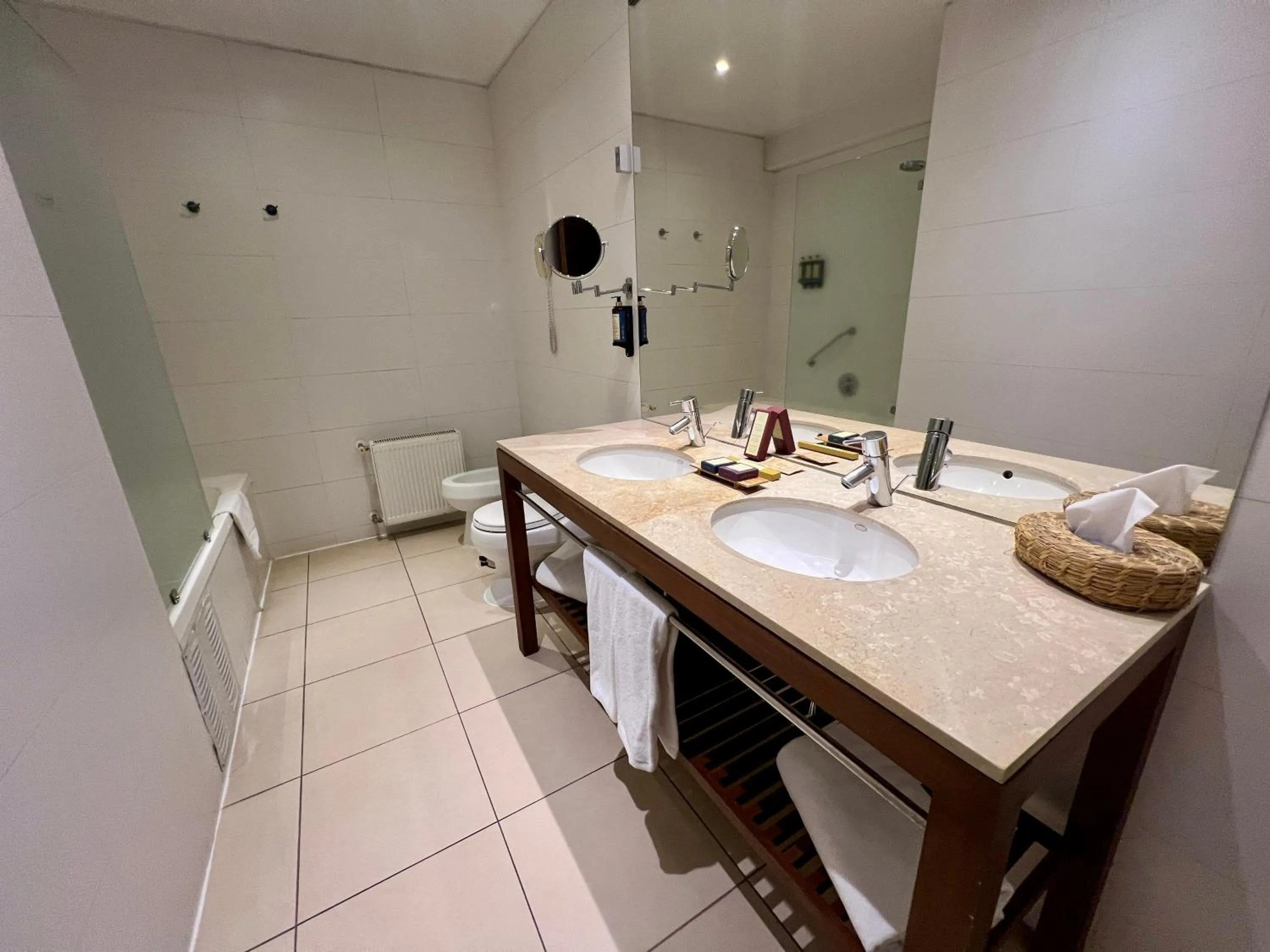 Bathroom in Hotel Patagonico