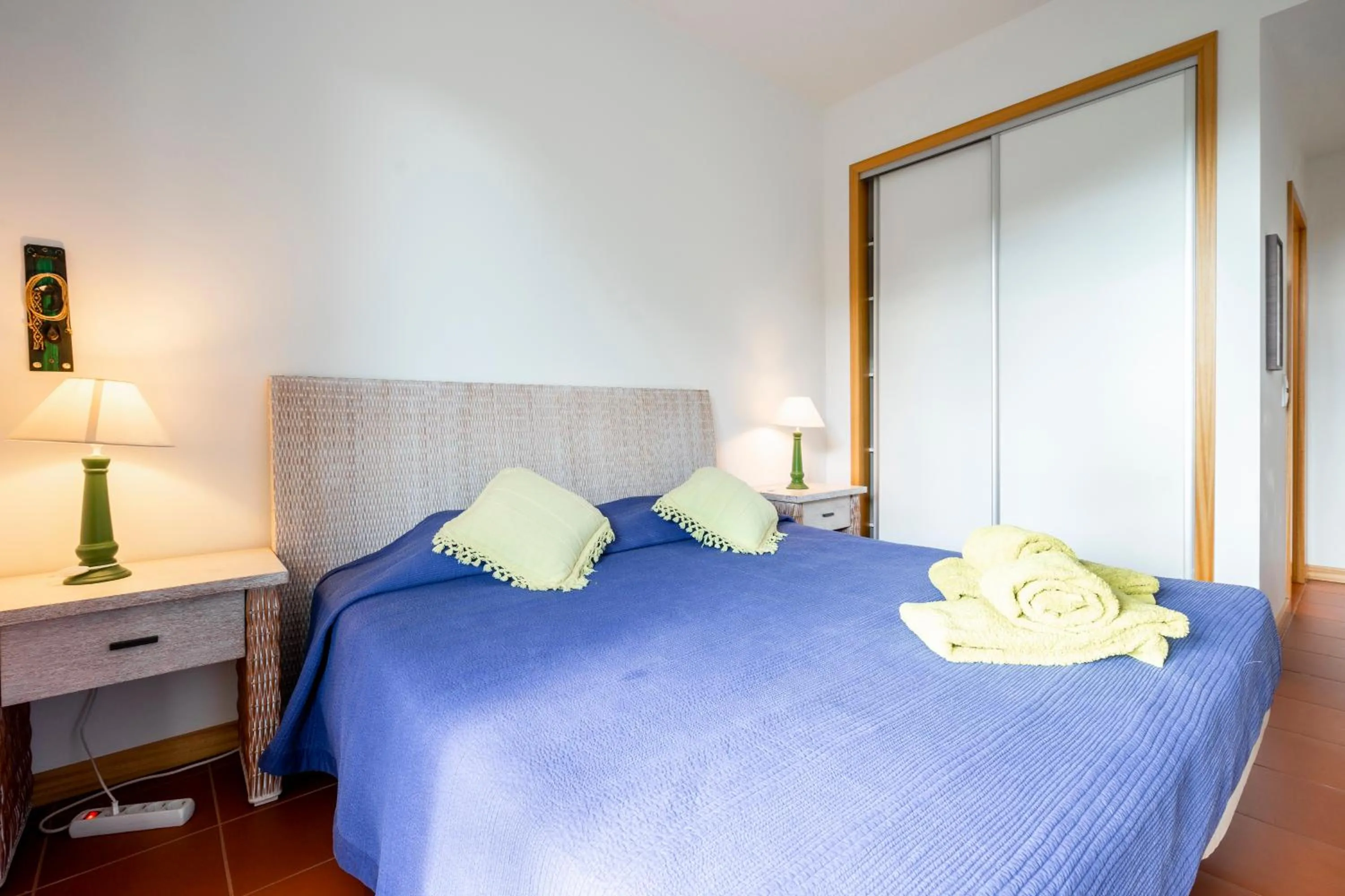 Bedroom, Bed in Golf Residence Apartment