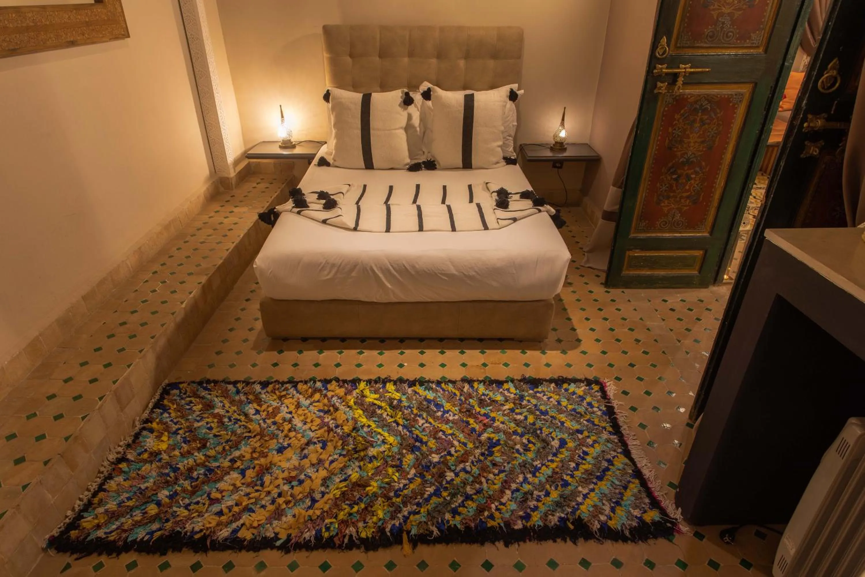 Bed in Le Medina Privilège Riad & Spa