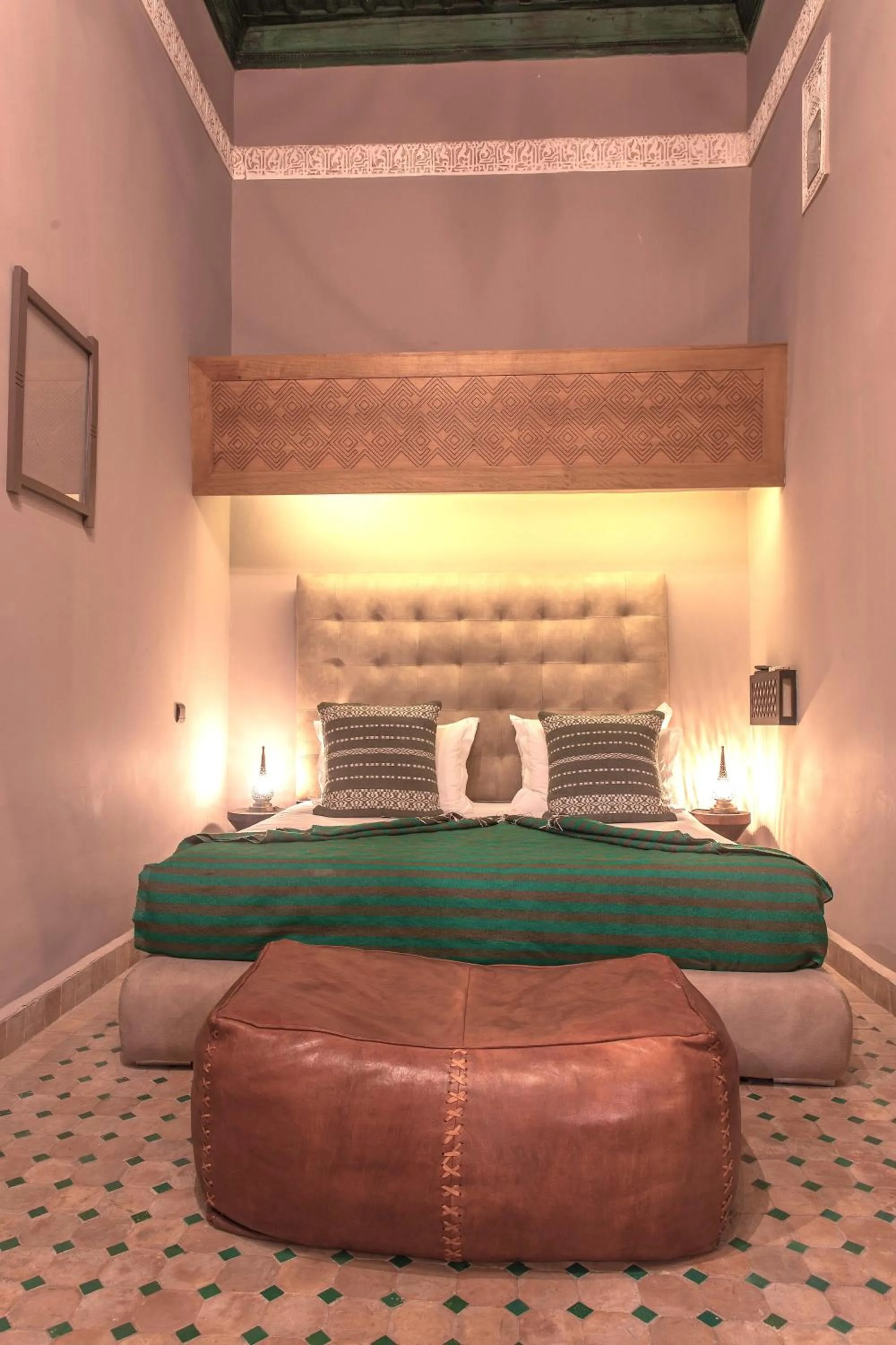 Bed in Le Medina Privilège Riad & Spa