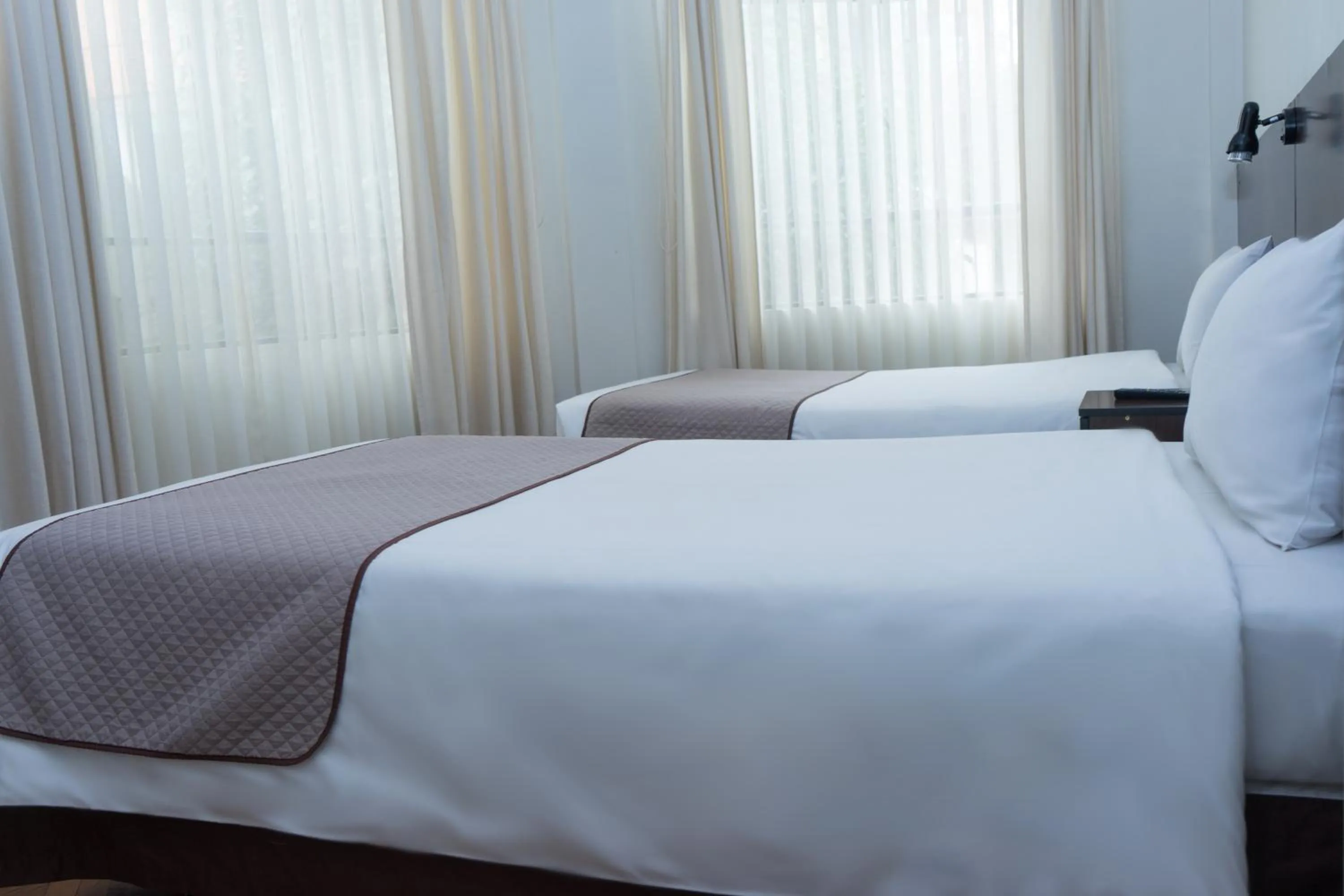 Bed in Hotel Calacoto