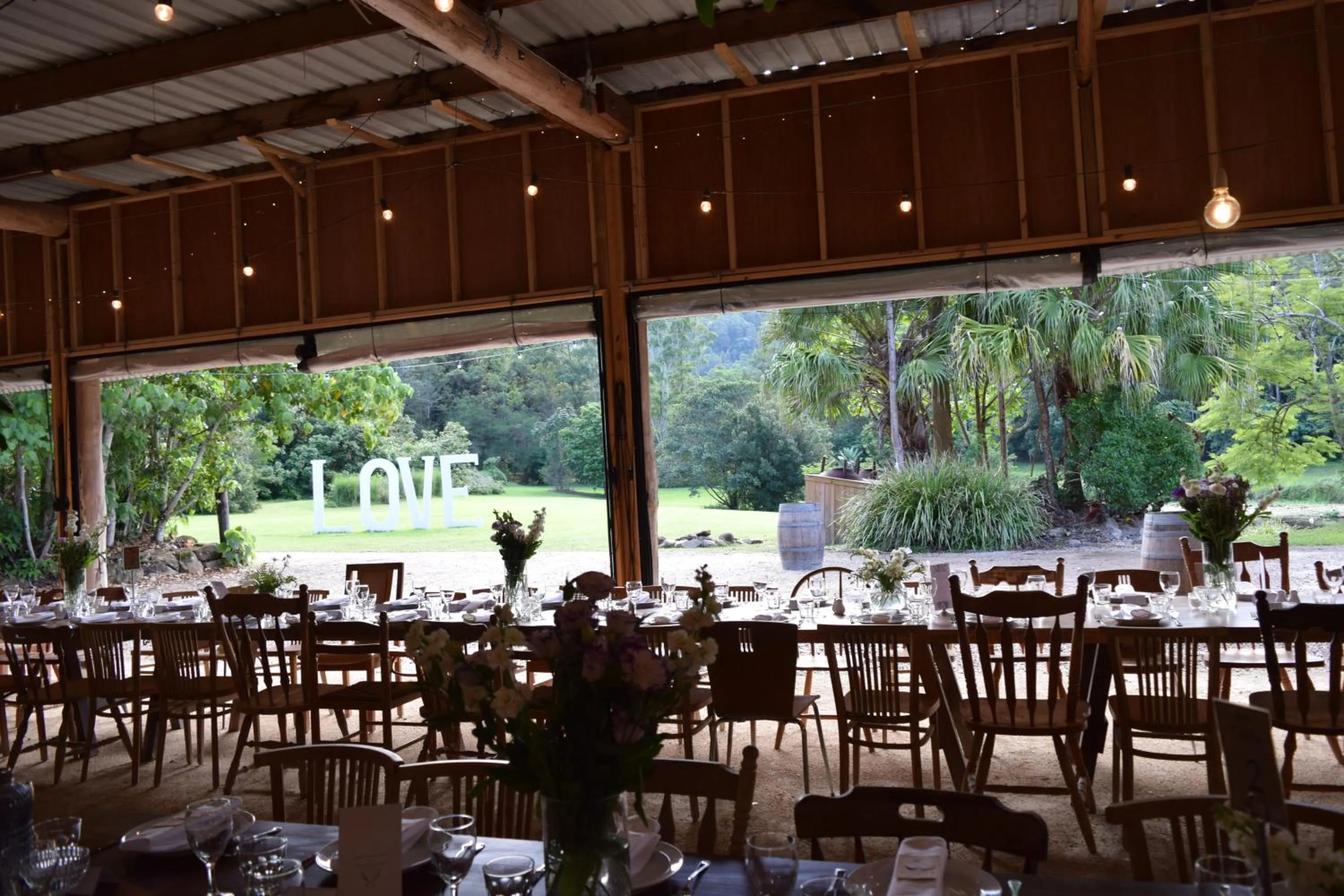 Restaurant/places to eat in Mavis's Cabins @ Mt Warning