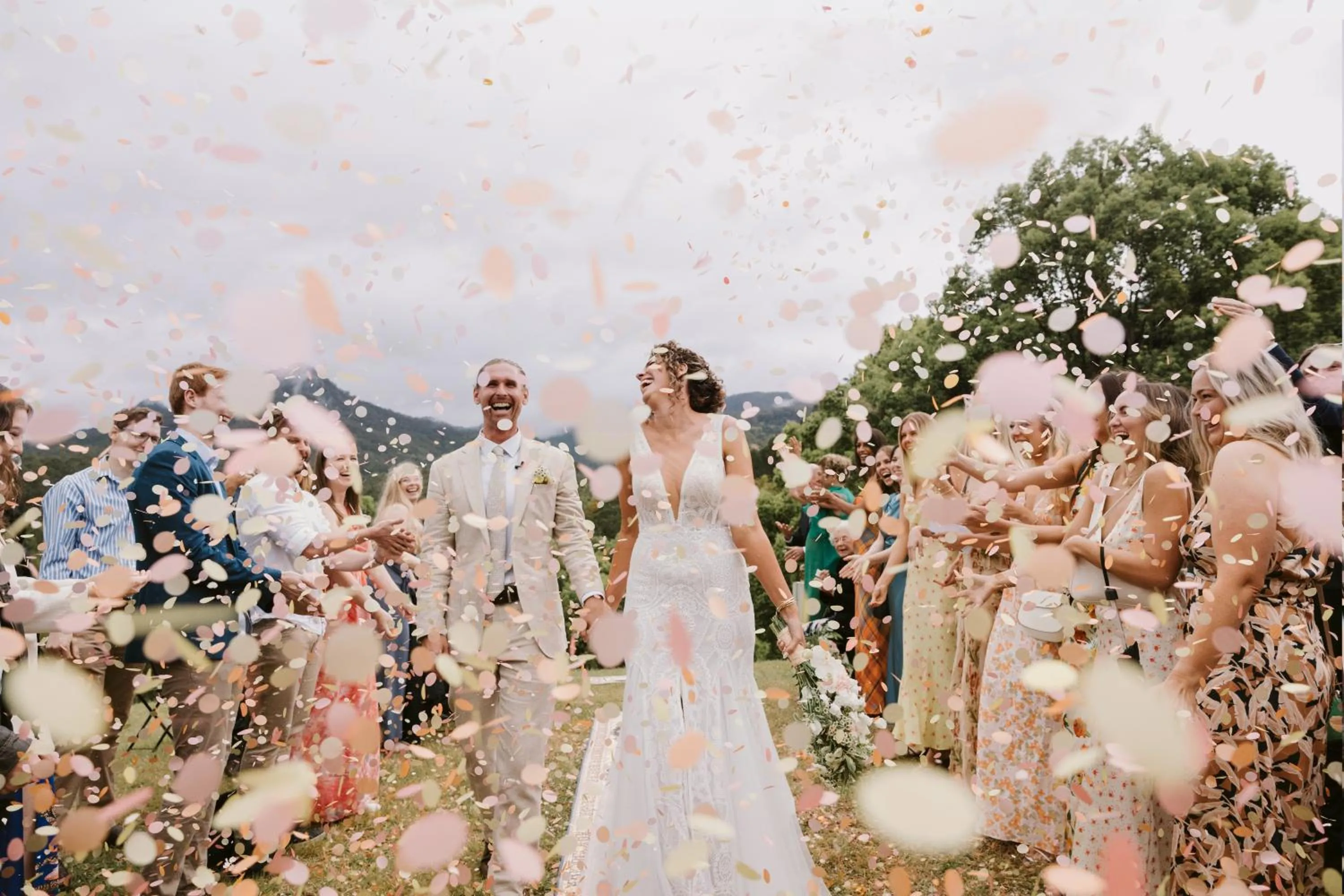wedding in Mavis's Cabins @ Mt Warning