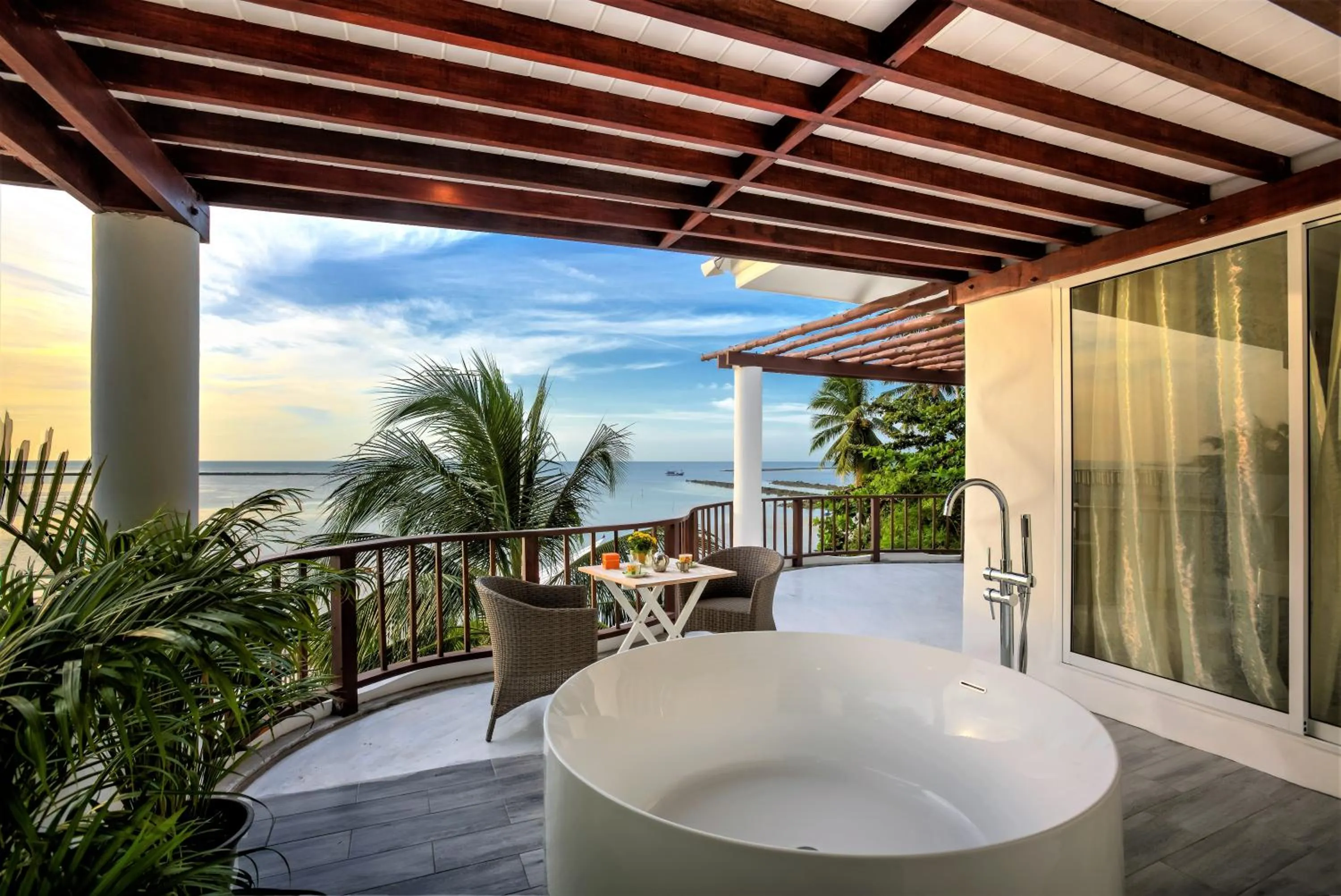 Villa Nalinnadda Petite Hotel & Spa, Adults Only - SHA Extra Plus