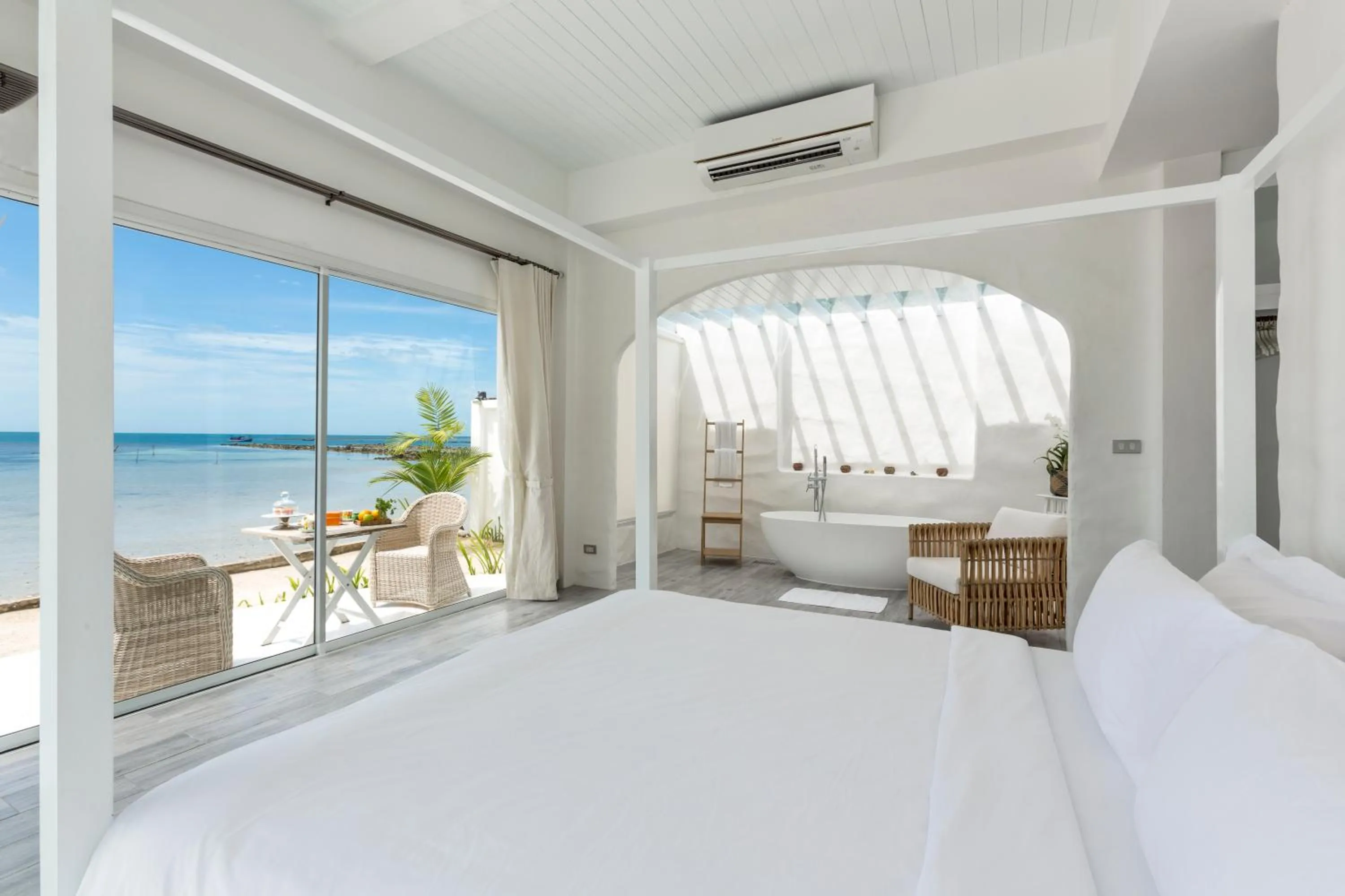 Bed in Villa Nalinnadda Petite Hotel & Spa, Adults Only - SHA Extra Plus