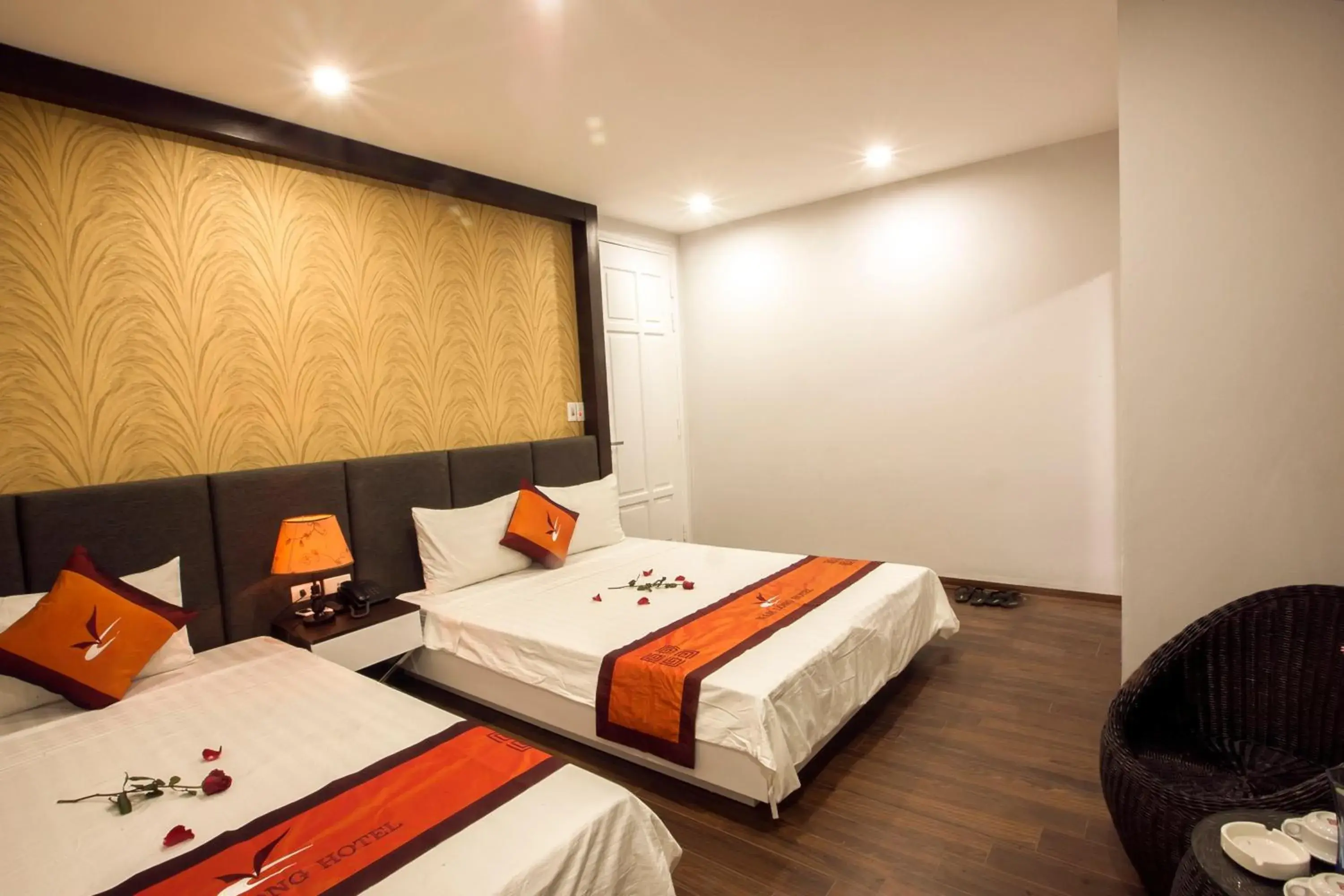 Bed in Nam Long Hotel Bed in Nam Long Hotel