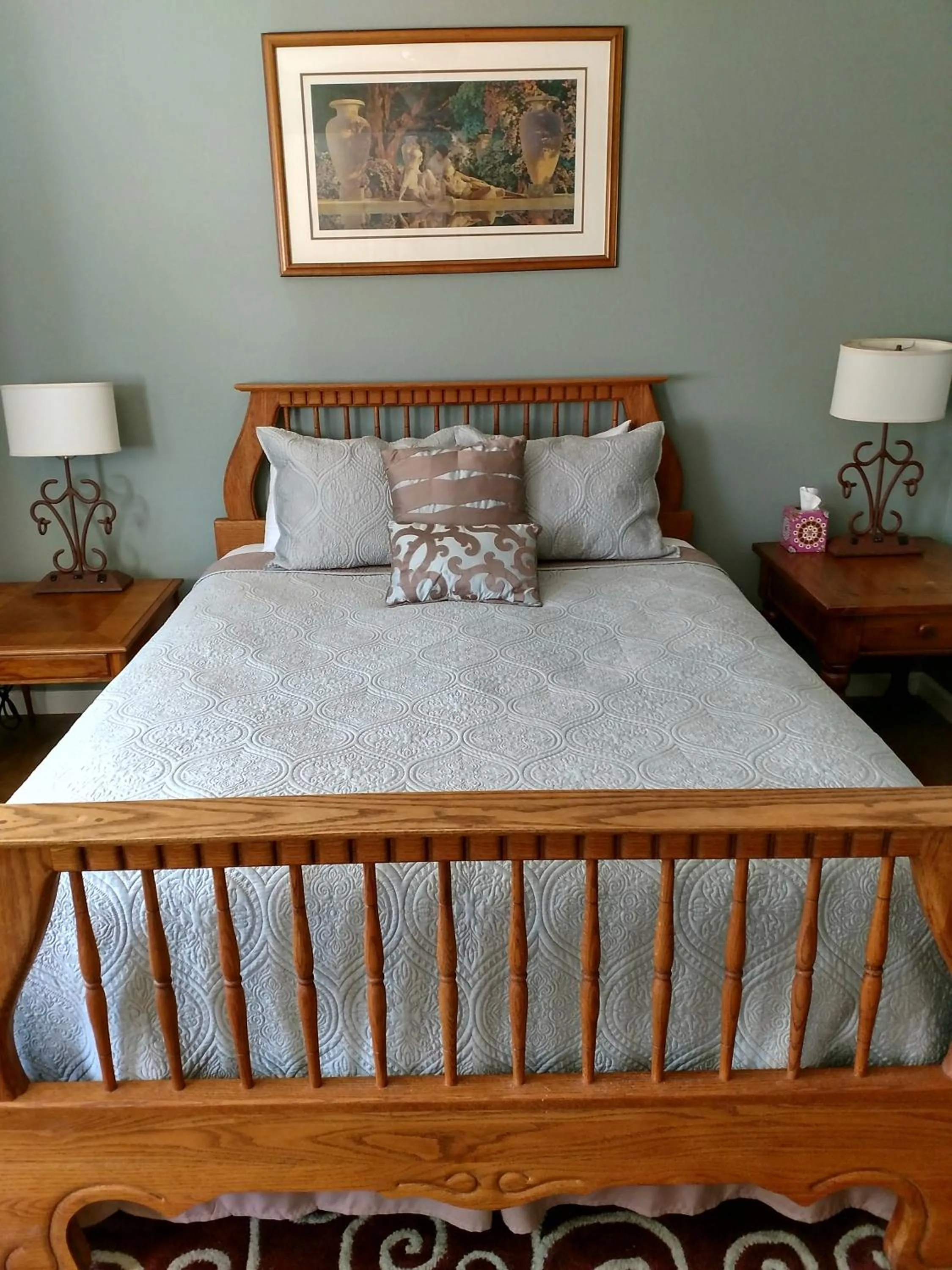 Bed in Engvadonia Yosemite B and B