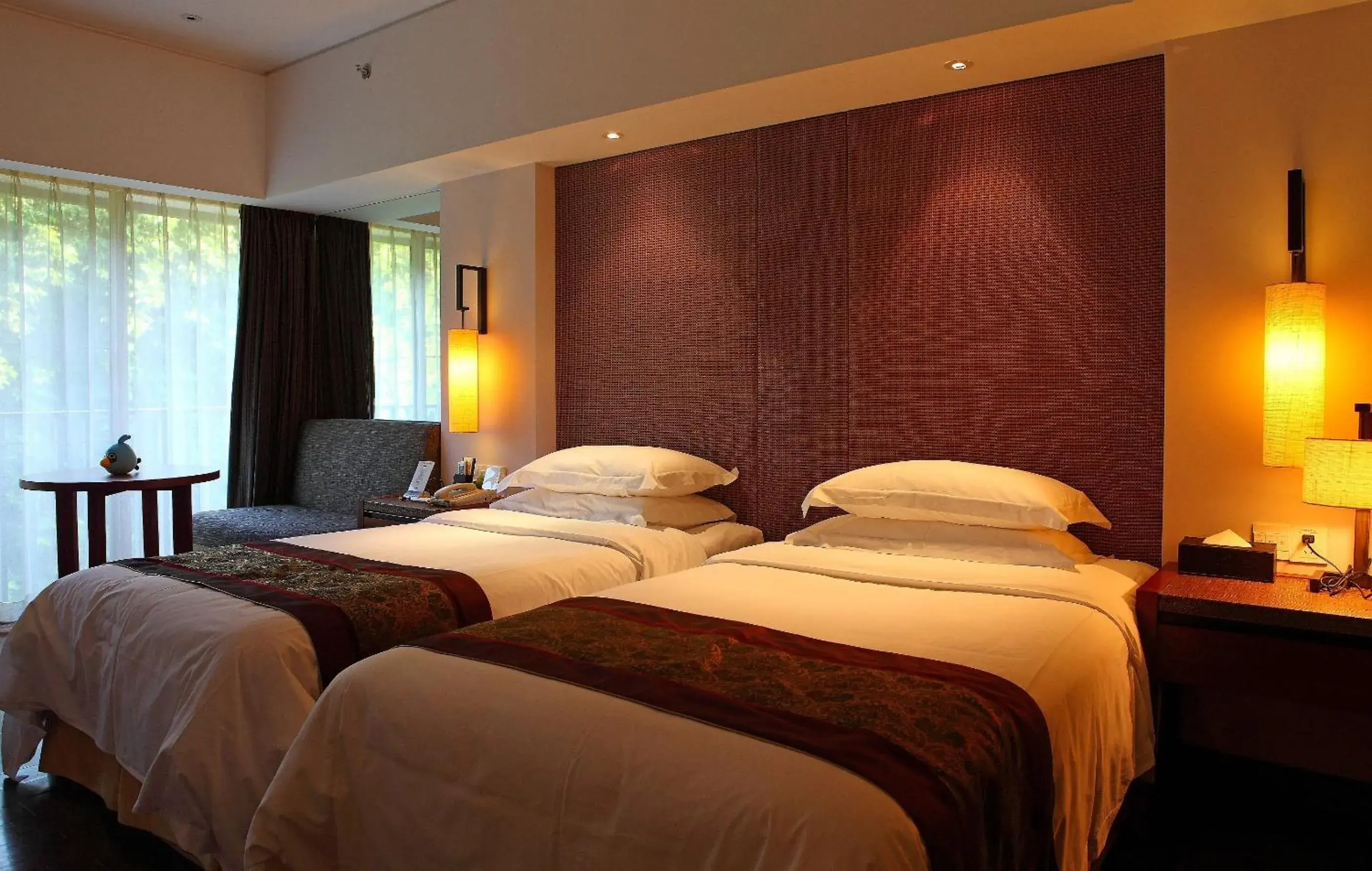 Bedroom in Baiyun Lakeside Hotel