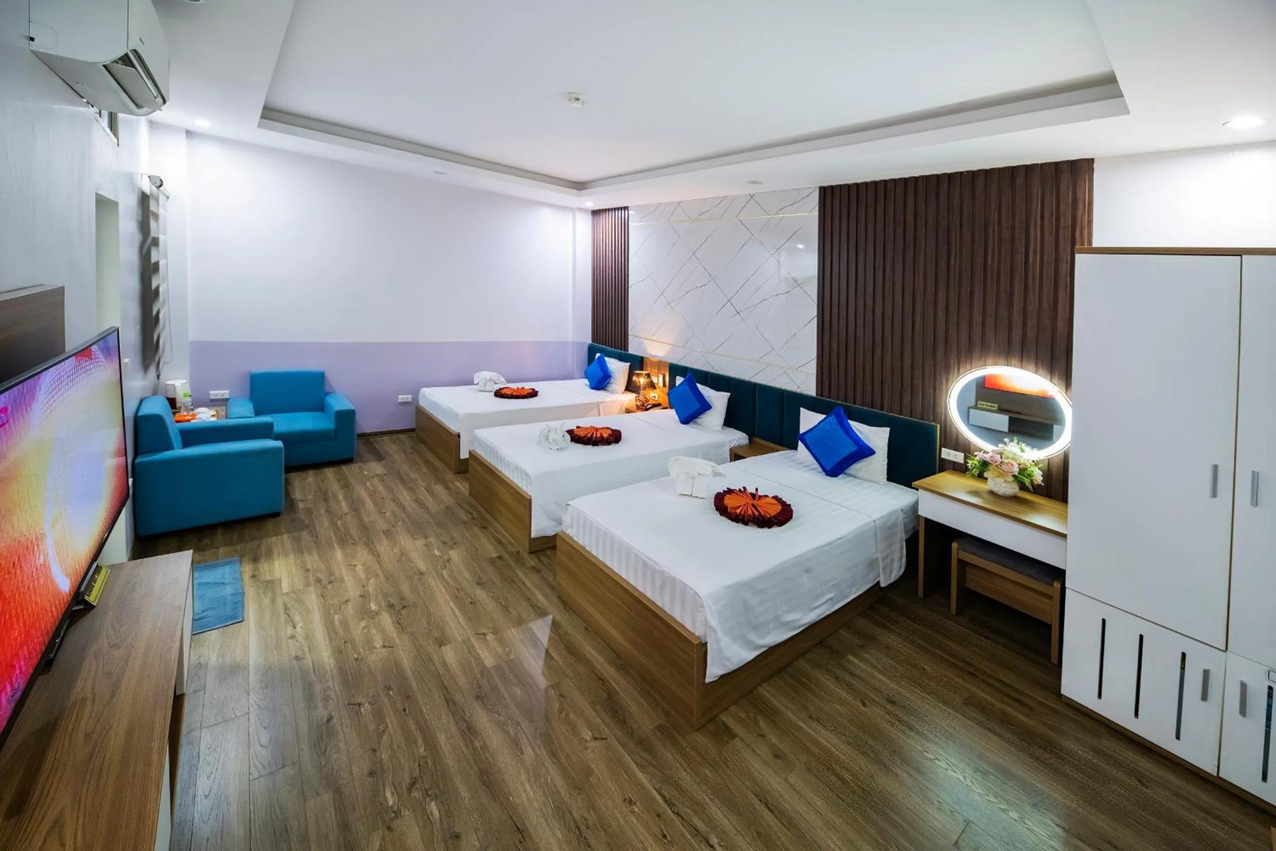 Photo of the whole room, Bed in Aquarius Grand Hotel