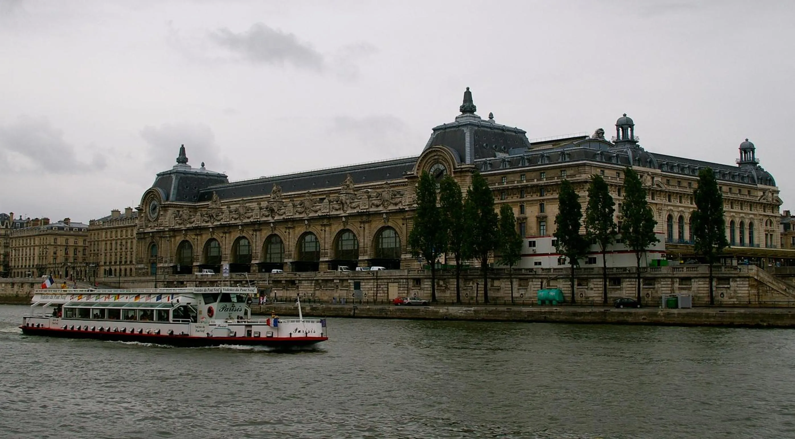 Nearby landmark in Paris City Flat App entier N106 F3