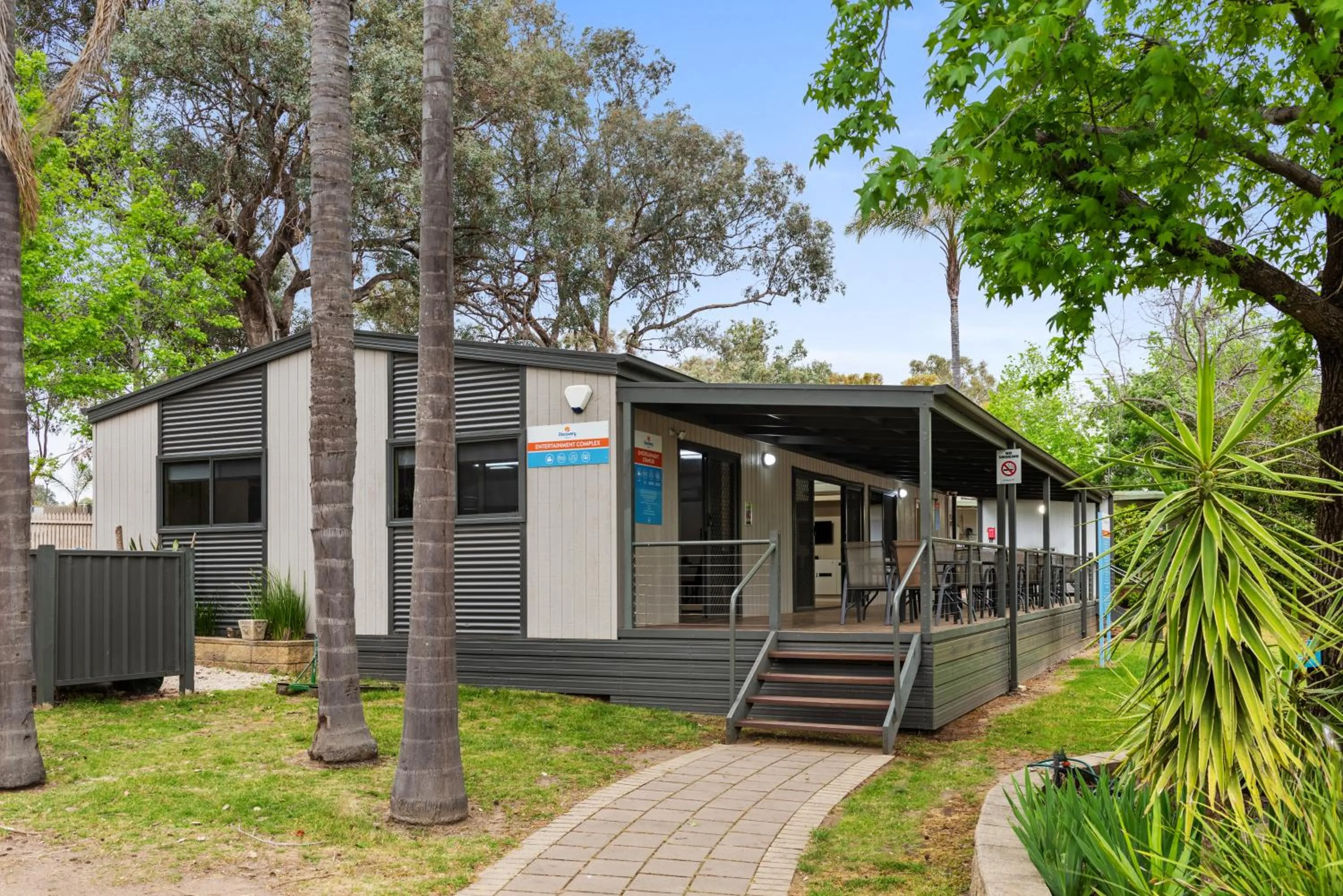Lobby or reception in Discovery Parks - Lake Hume, Victoria