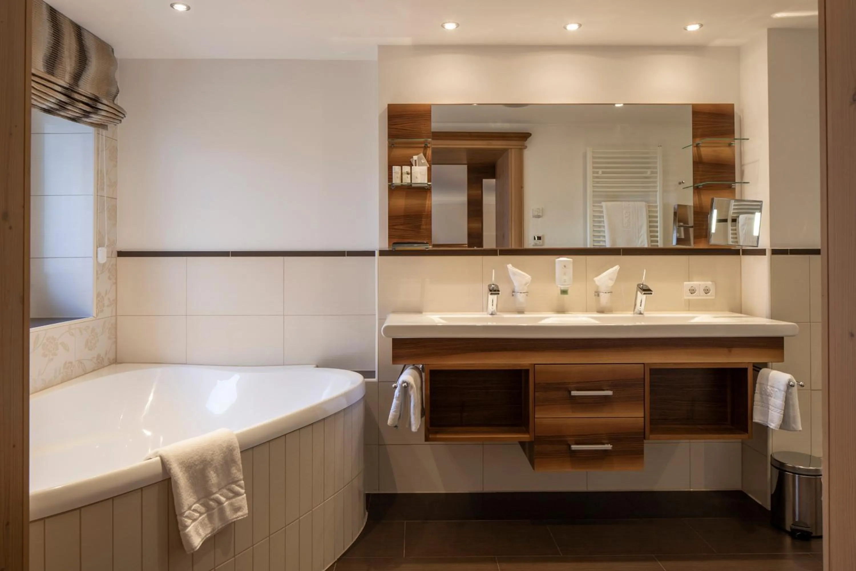 Bathroom in Superior Hotel Post Ischgl