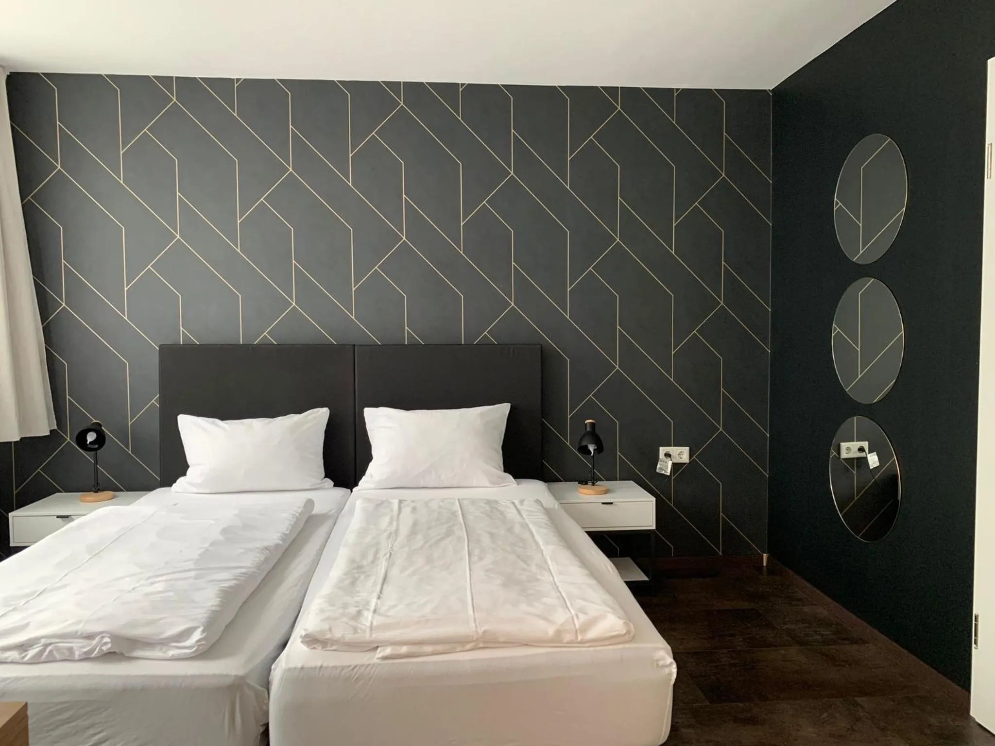 Bed in MOTELO Bielefeld - Smart HOTEL