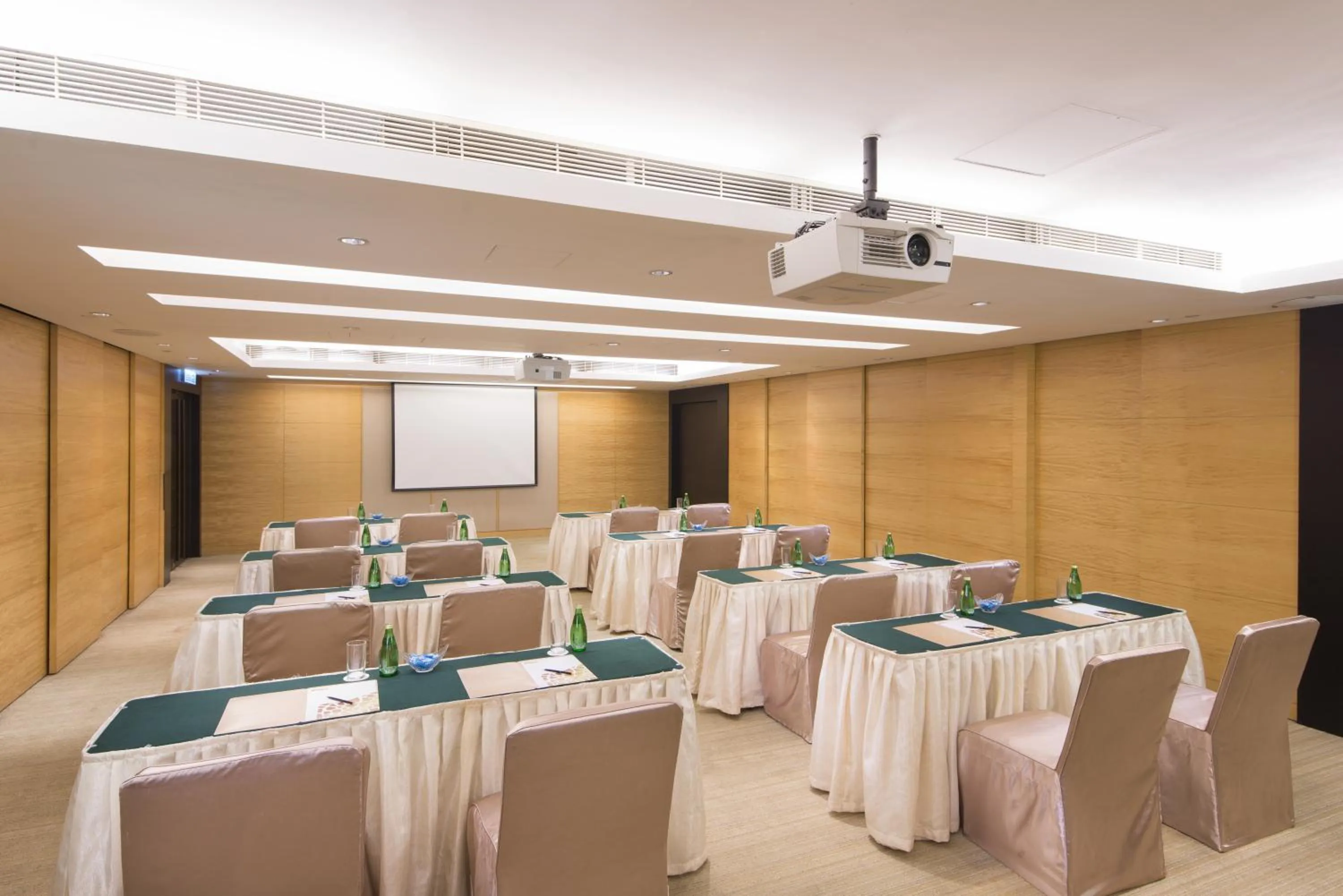 Banquet/Function facilities in Noah’s Ark Hotel & Resort