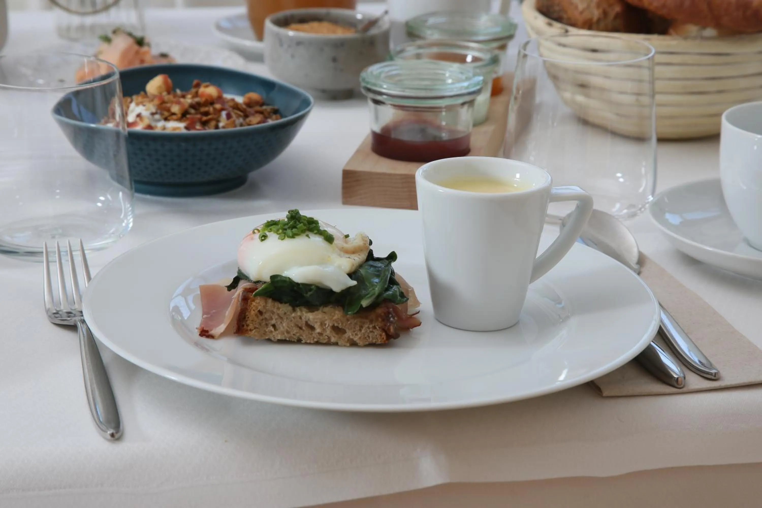 Breakfast in Romantik Hotel Schloss Hohenstein